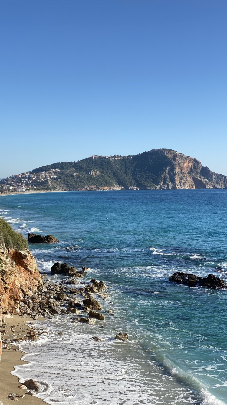 Обои Клеопатра Бич, вода, гидроресурсы, гора, лазурный в разрешении 750x1334