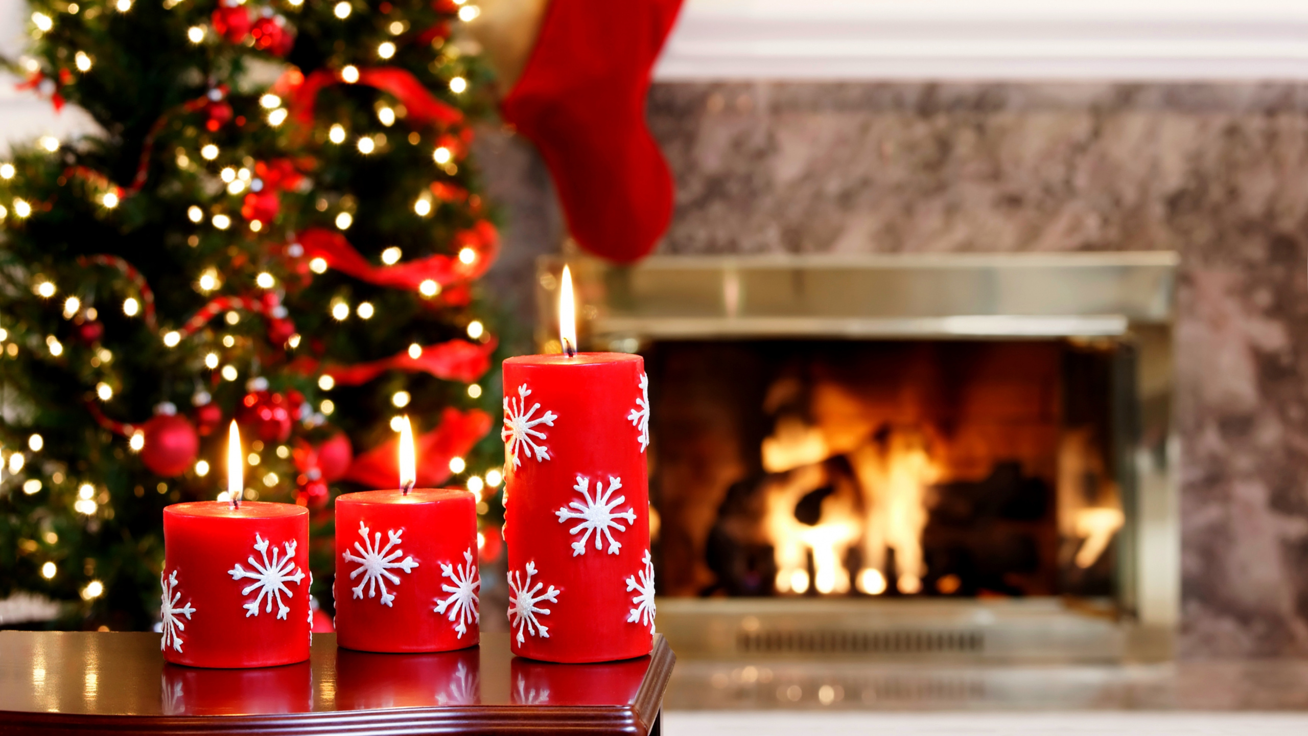 Обои Новый год, праздник, день нового года, Рождественские украшения, Рождество в разрешении 2560x1440