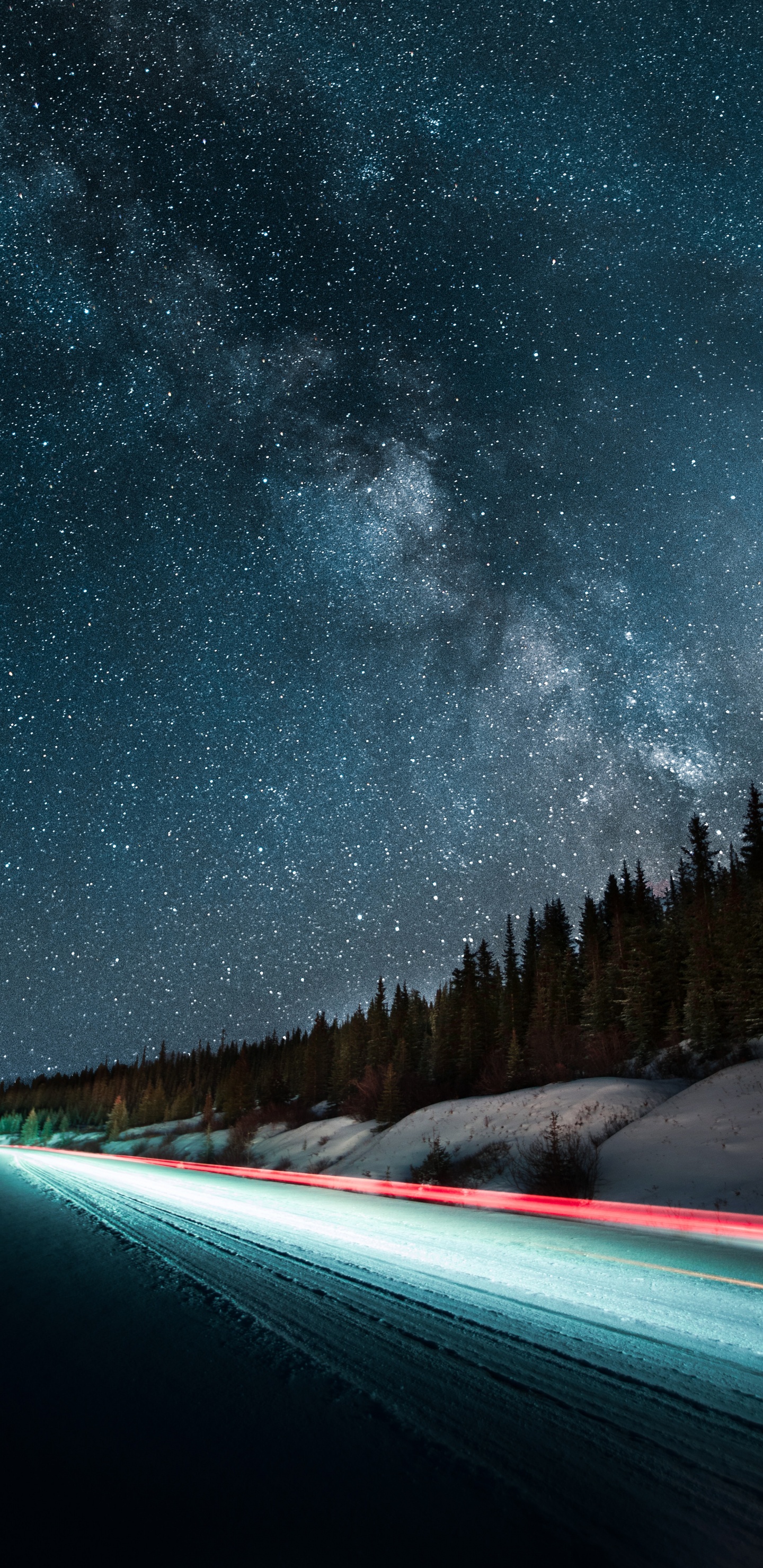 Обои ночь, дорога, атмосфера, дерево, космос в разрешении 1440x2960