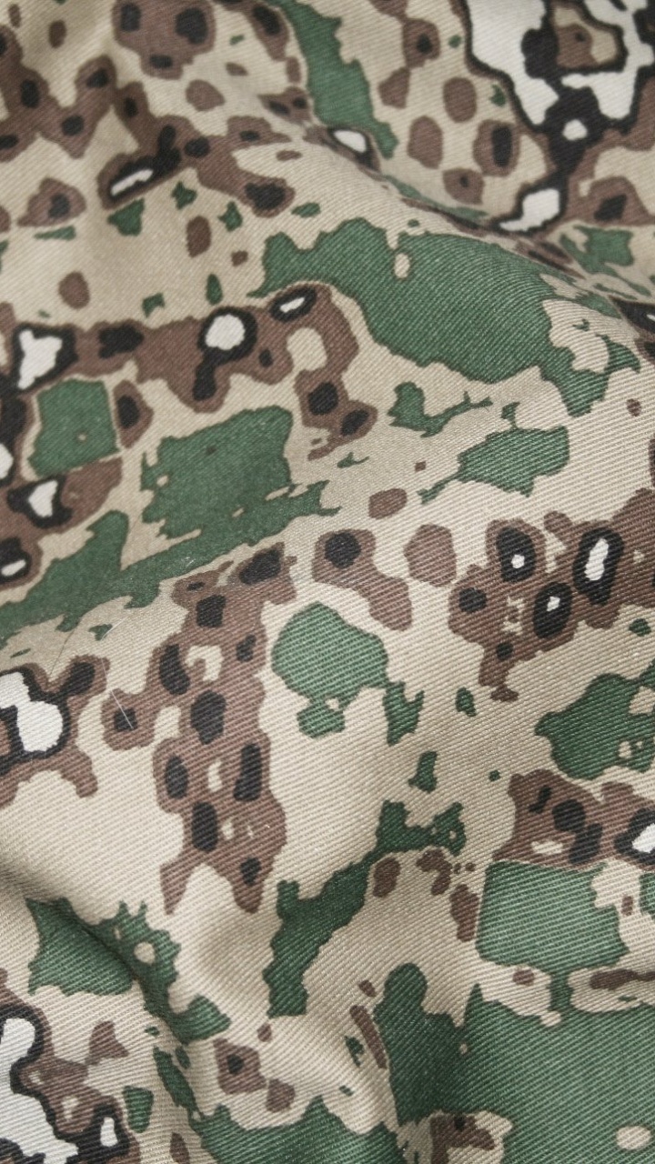 Обои военный камуфляж, камуфляж, форма, Боевая униформа, узор в разрешении 720x1280