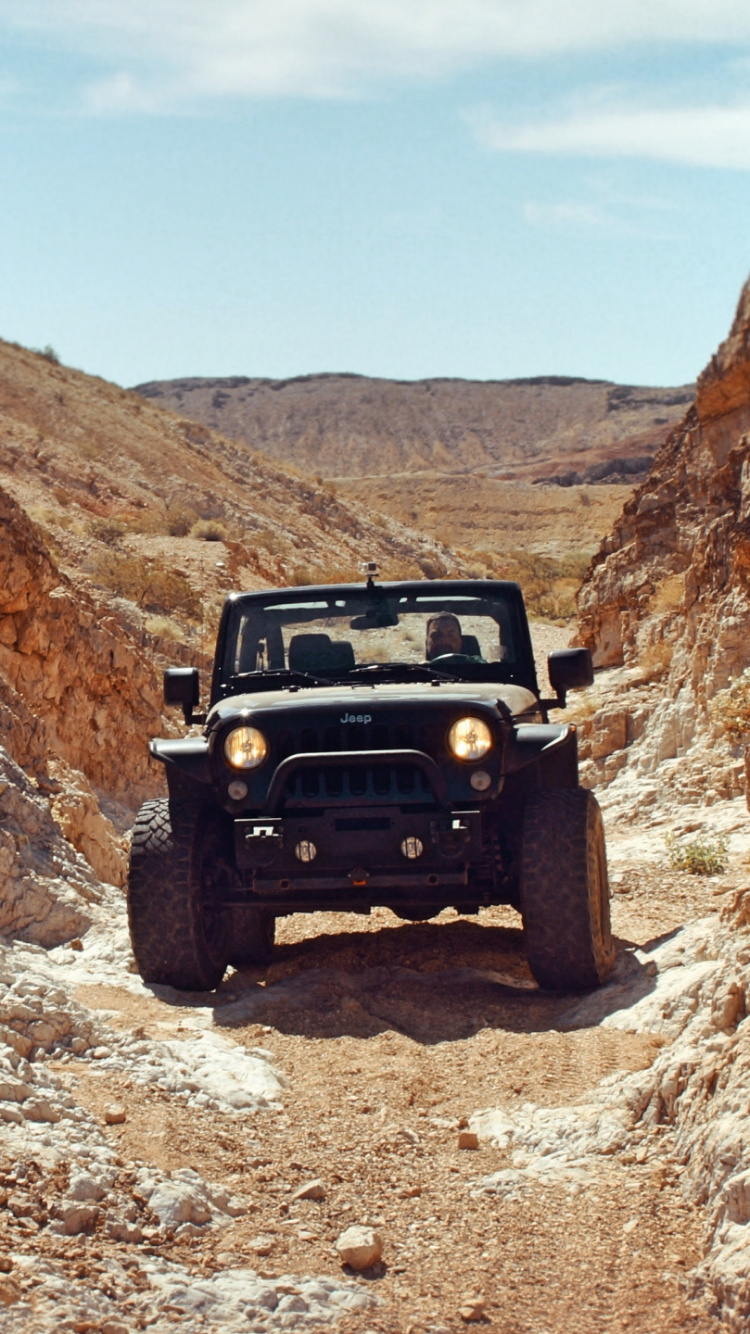 Обои джип, авто, привод 4x4, Офф-роуд, рок в разрешении 750x1334