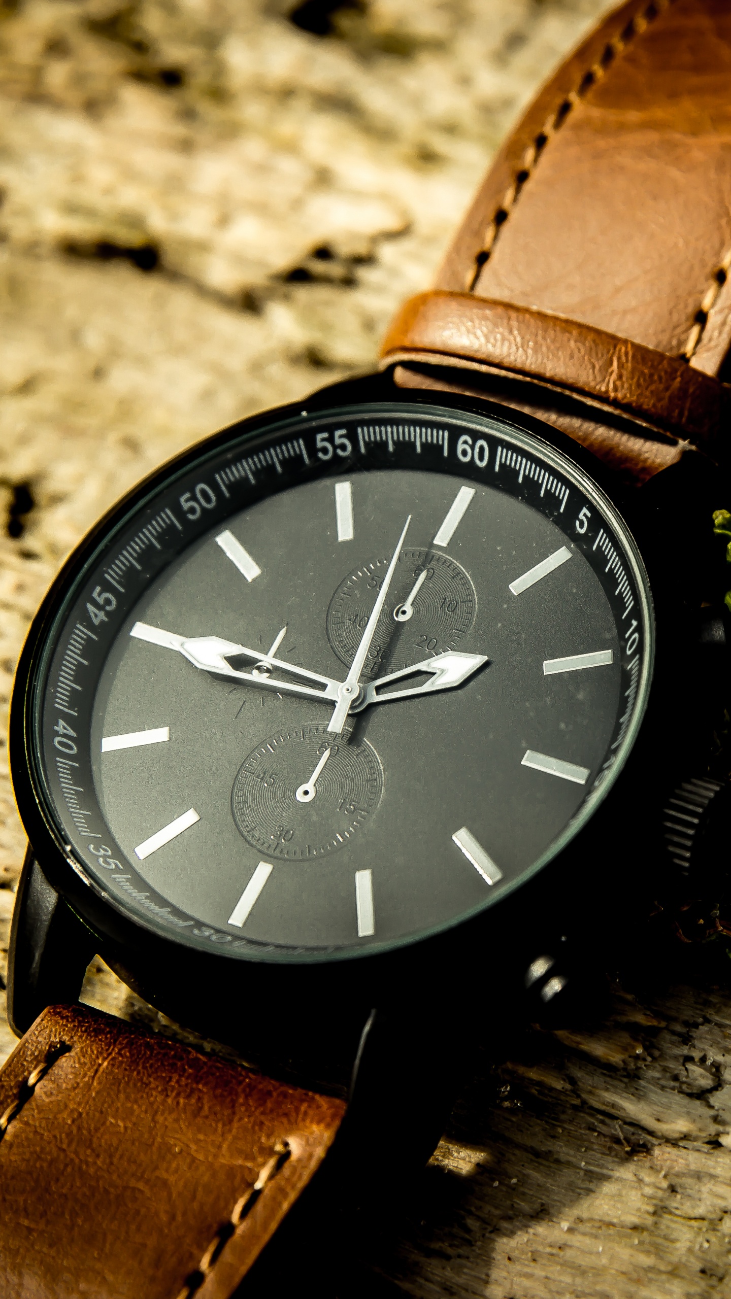 Обои часы, ремень, аналоговые часы, часы аксессуар, модный аксессуар в разрешении 1440x2560