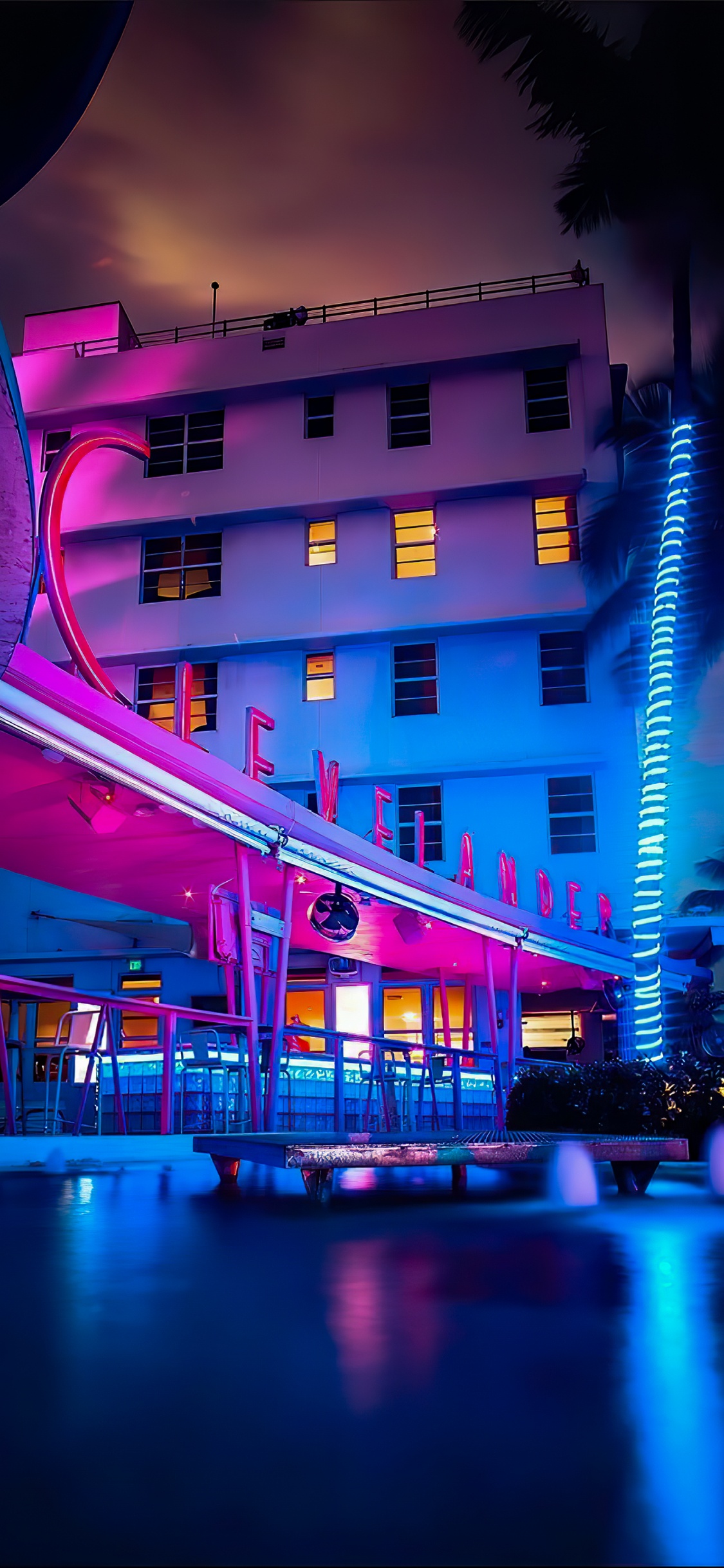 Обои отражение, мажорель синий, вода, здание, синий в разрешении 1125x2436