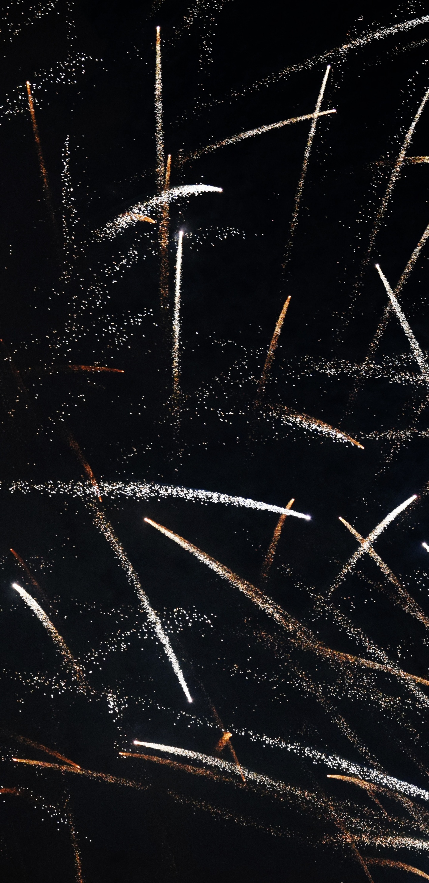 Обои огонь, пиротехника, полночь, День независимости, темнота в разрешении 1440x2960