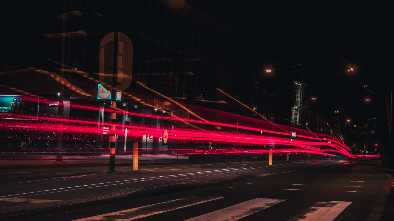 Обои ночь, красный цвет, черный, свет, темнота в разрешении 1366x768