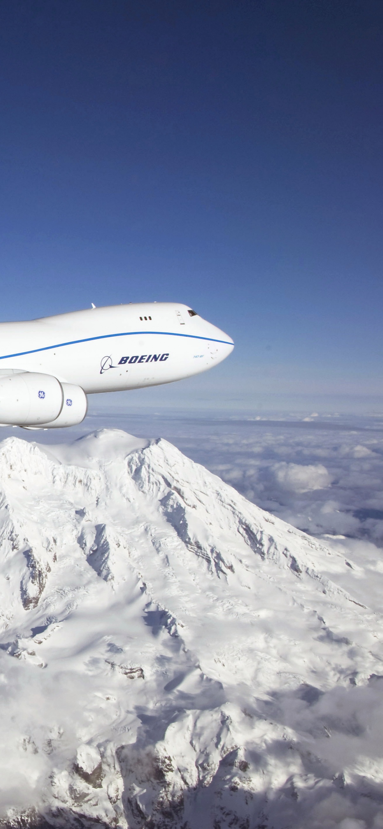 Обои Боинг, Боинг 747, авиакомпания, воздушное путешествие, авиалайнер в разрешении 1242x2688