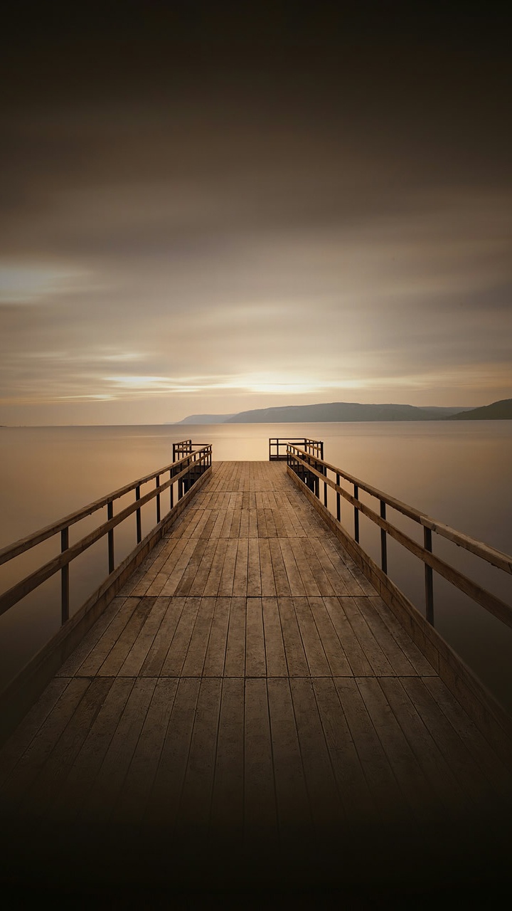 Обои Huawei Mate 9, облако, вода, атмосфера, послесвечение в разрешении 720x1280