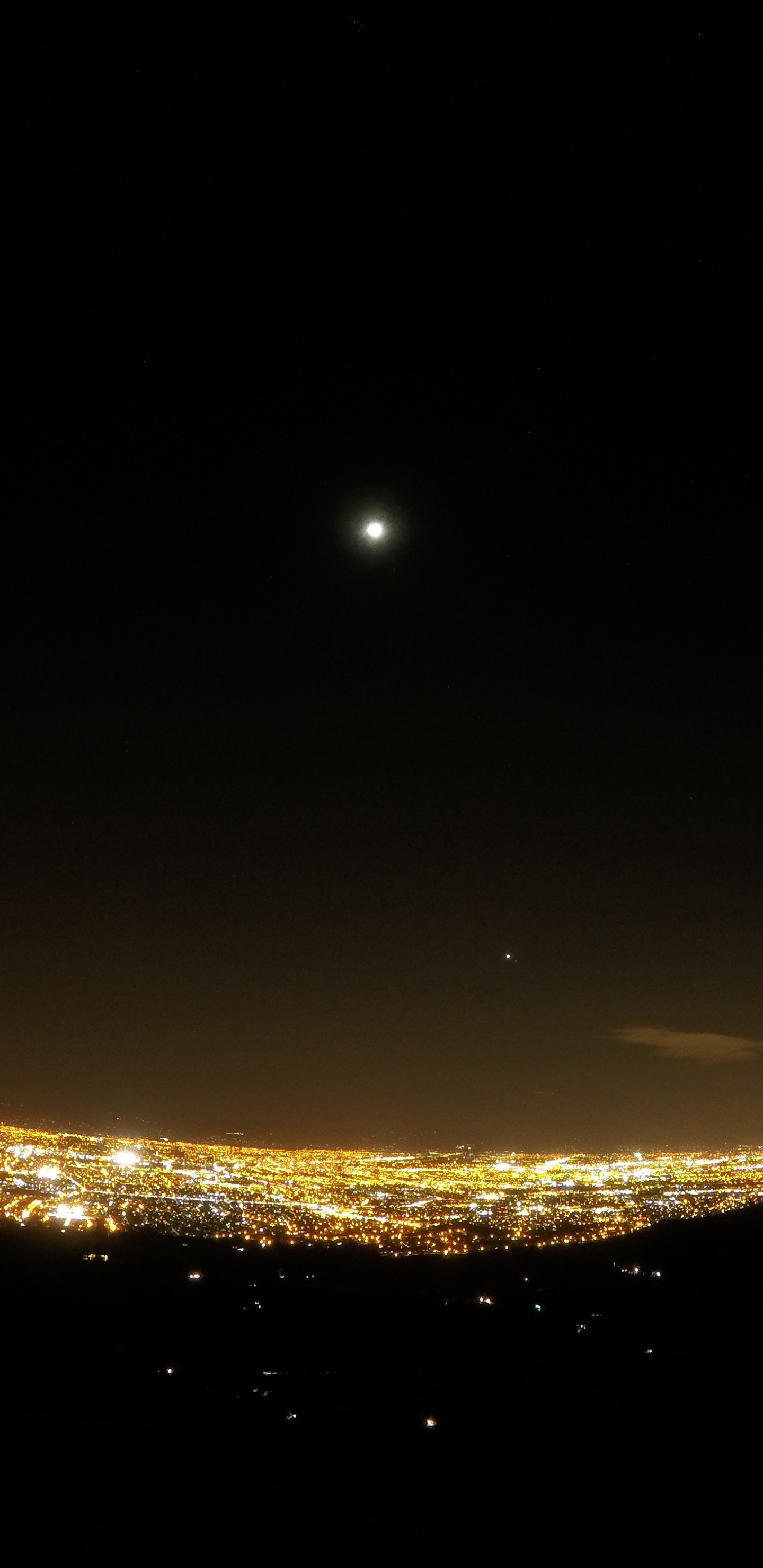 Обои ночь, астрономический объект, свет, небесное явление, атмосфера в разрешении 1440x2960