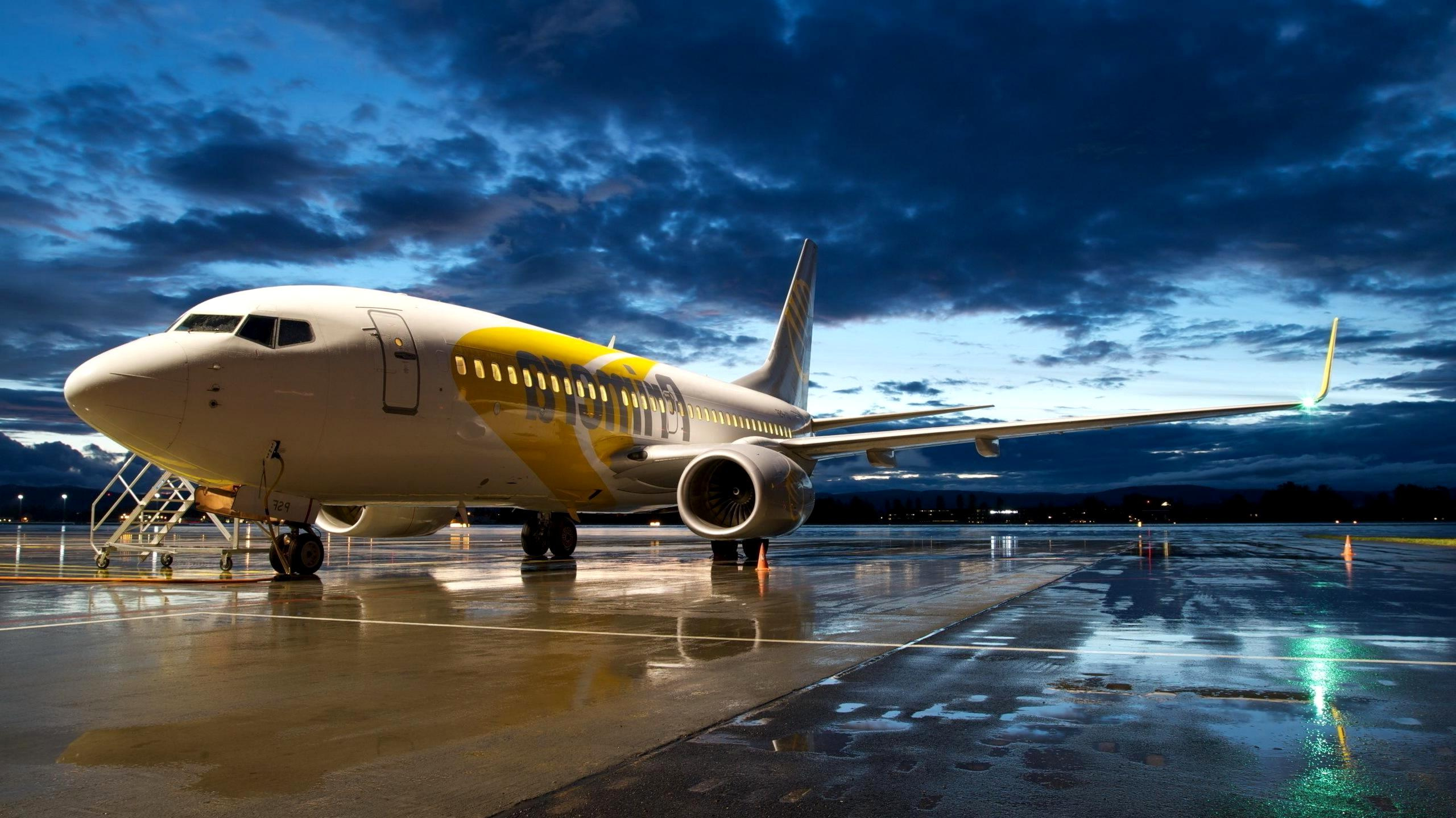 Обои самолеты, самолет, авиация, авиакомпания, воздушное путешествие в разрешении 2560x1440