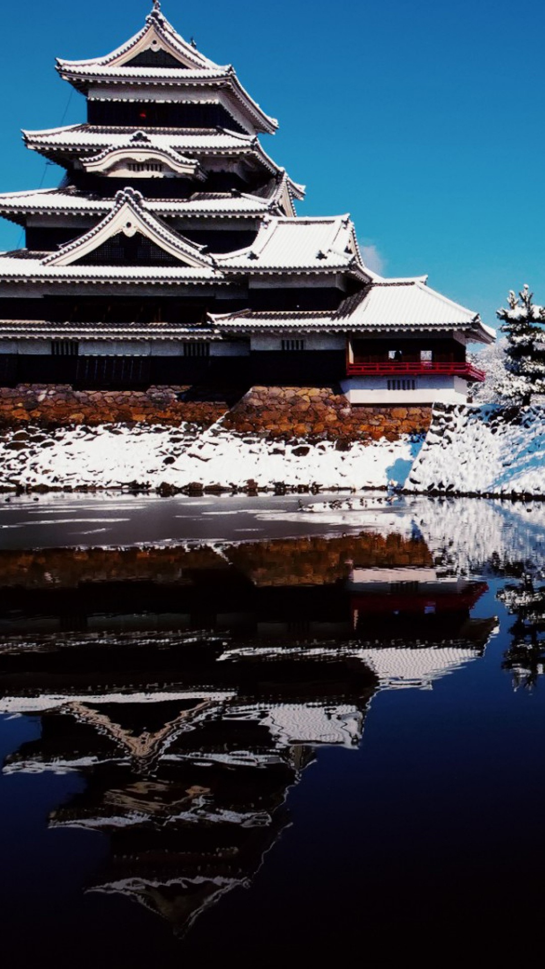 Обои зима, отражение, вода, храм, историческое место в разрешении 1080x1920