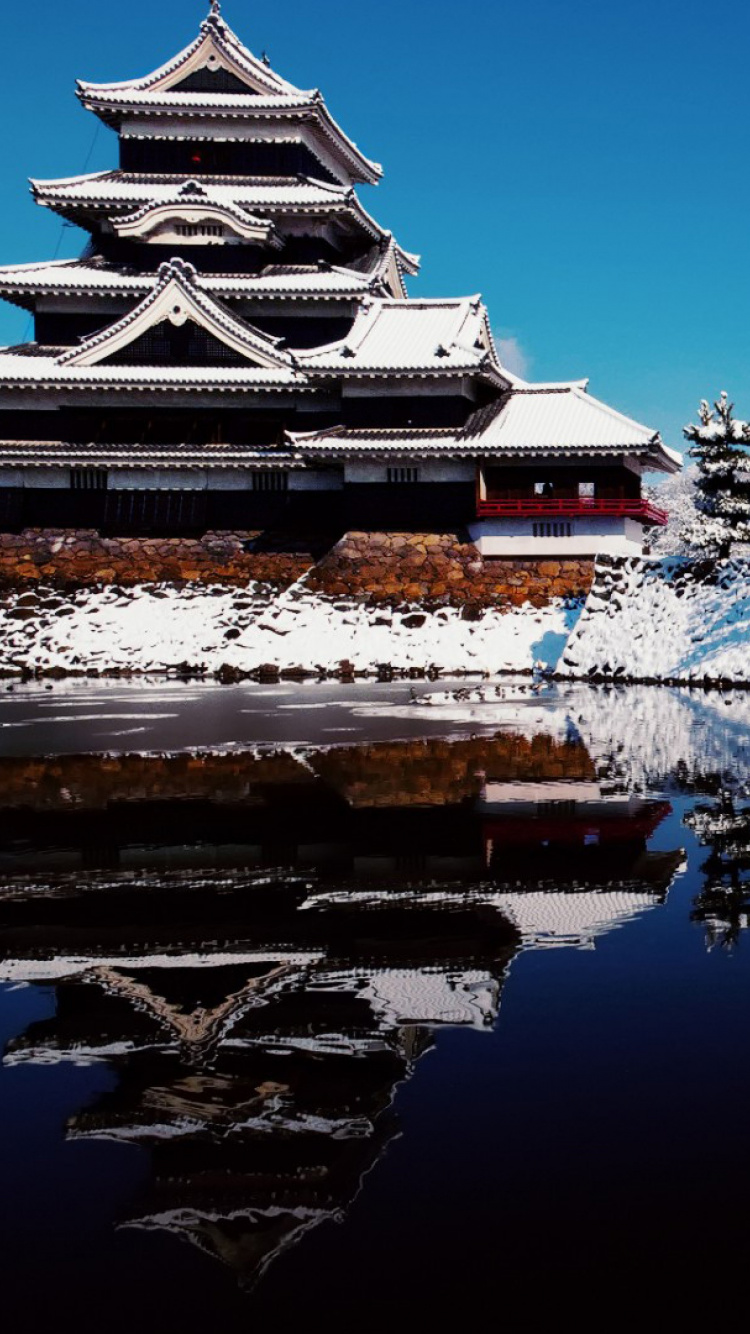 Обои зима, отражение, вода, храм, историческое место в разрешении 750x1334