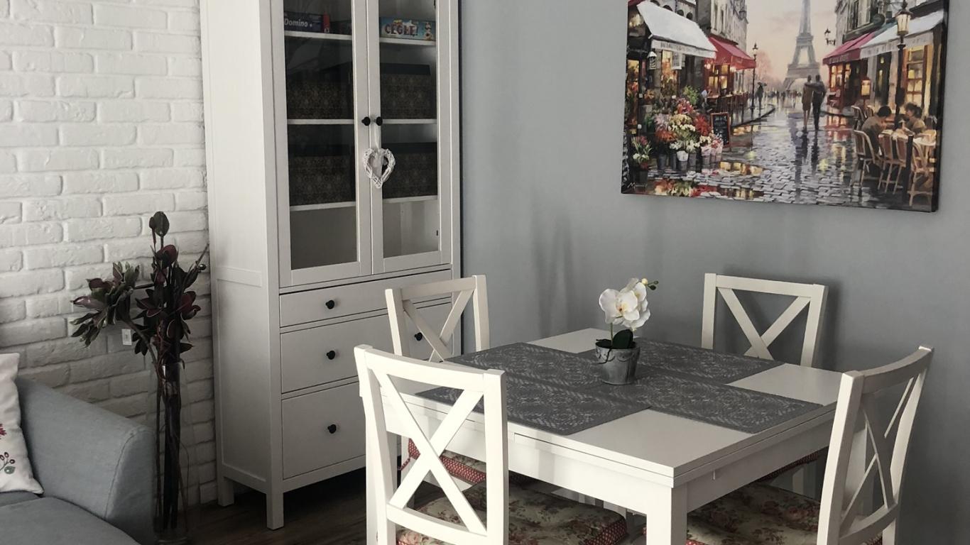 Обои обеденная комната, гостиная комната, стена, этаж, древесина в разрешении 1366x768