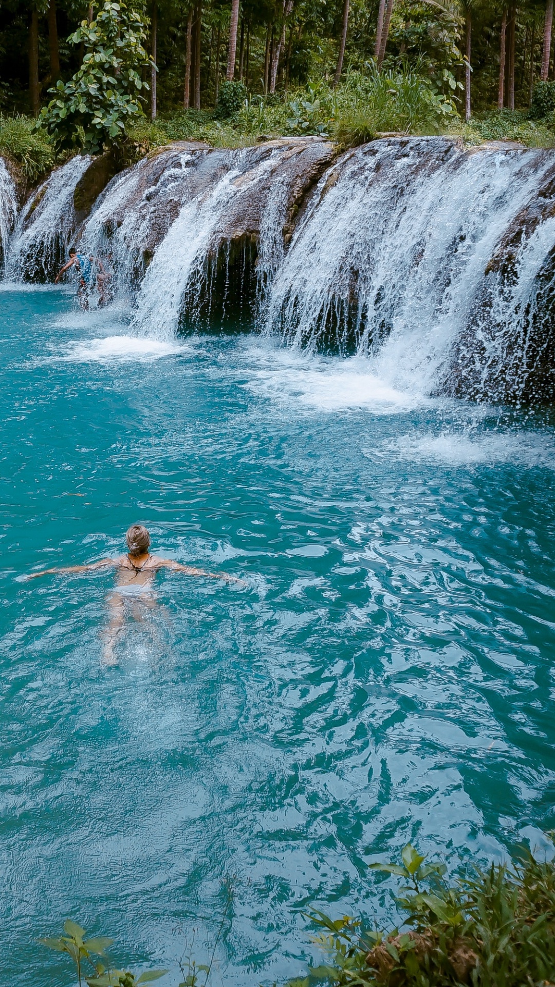 Обои водопад, водоем, гидроресурсы, вода, природа в разрешении 1080x1920