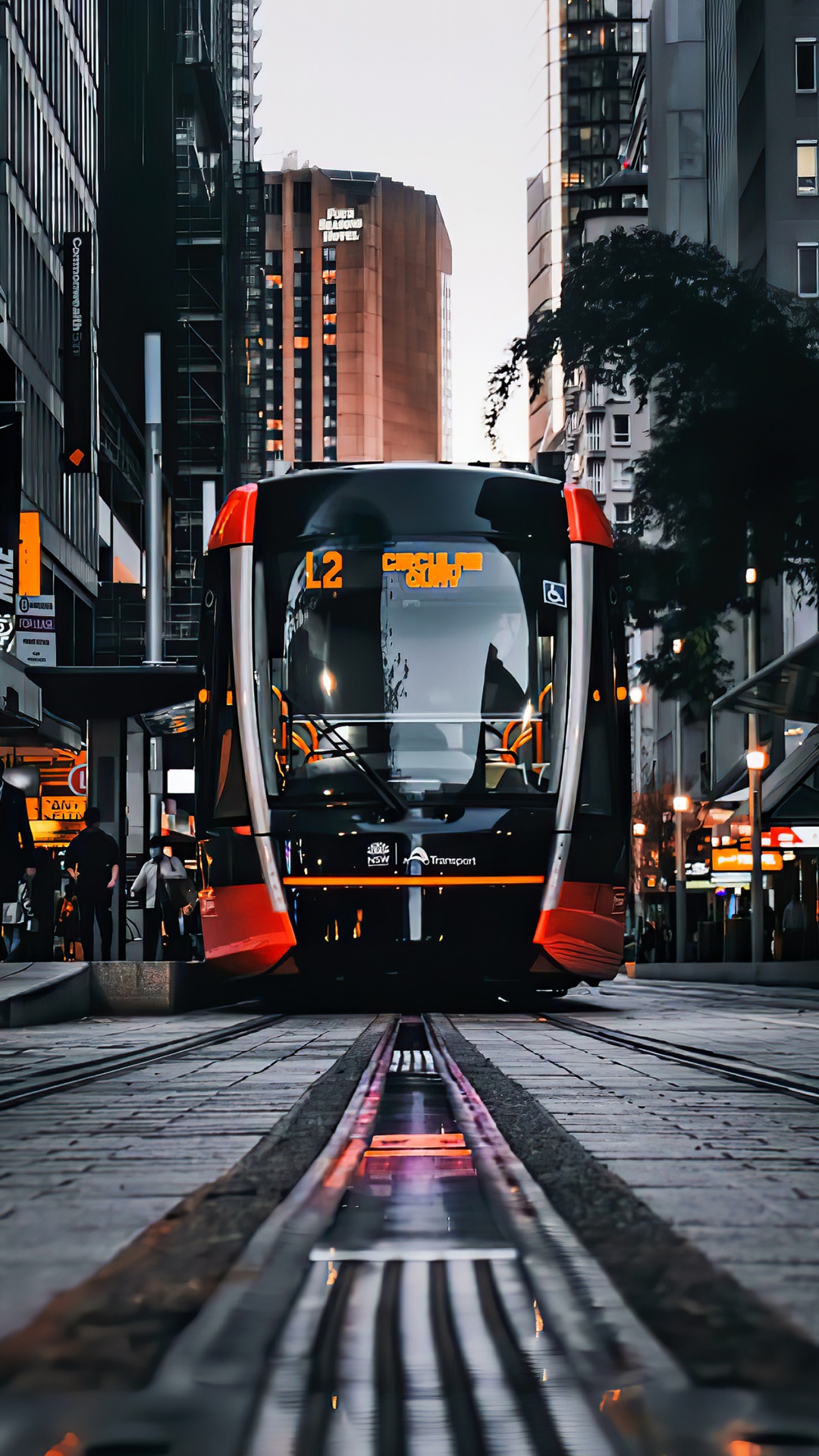 Обои общественный транспорт, железнодорожный транспорт, транспорт, трамвай, здание в разрешении 1080x1920