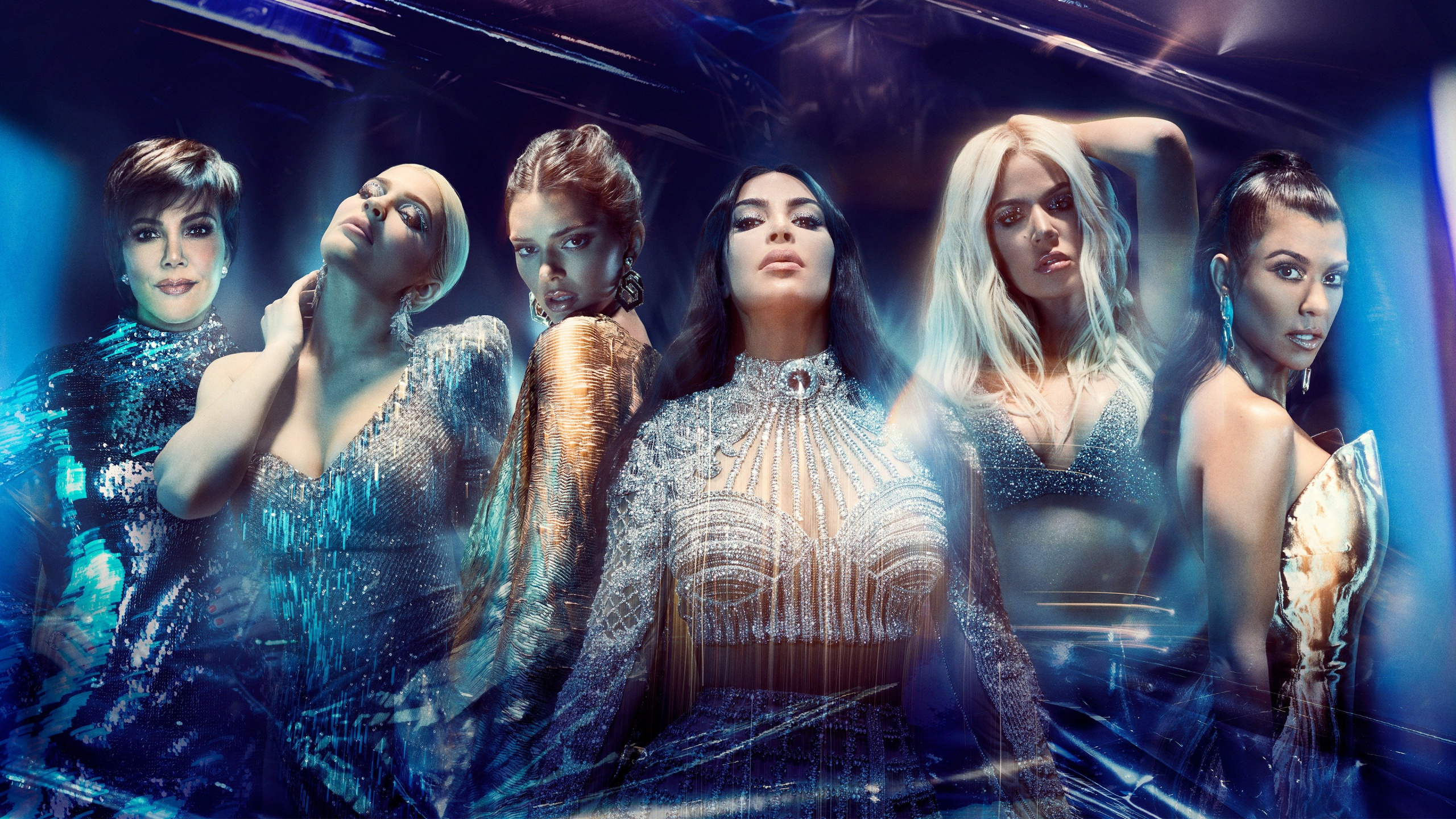 Обои Крис Дженнер, Ким Кардашьян, Кортни Кардашьян, Khlo Кардашьян, фэшн в разрешении 2560x1440