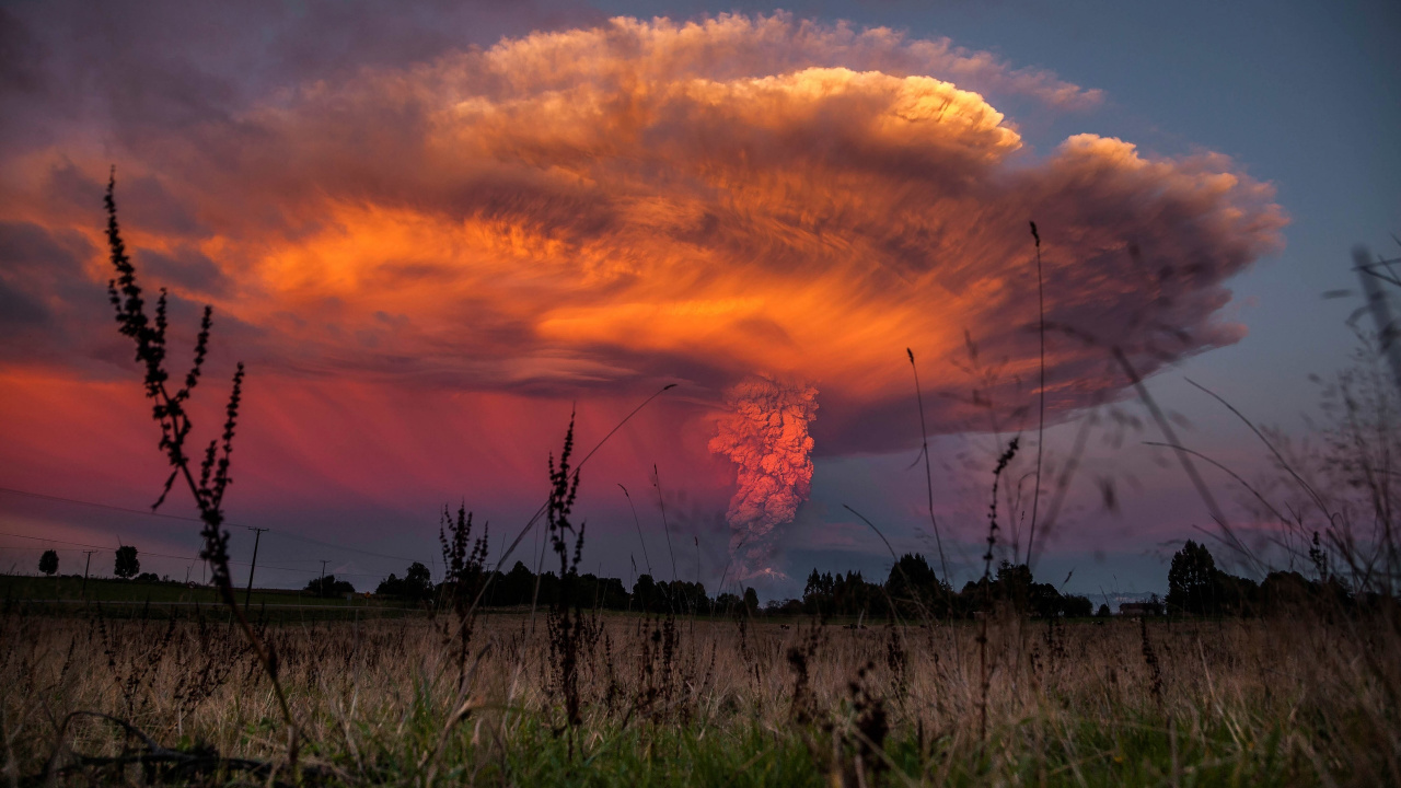 Обои вулкан, облако, природа, послесвечение, вечер в разрешении 1280x720