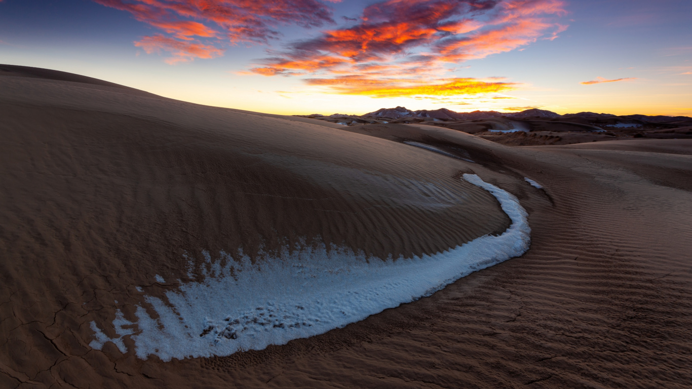 Обои поющий песок, облако, экорегион, окружающая среда, природный ландшафт в разрешении 1366x768