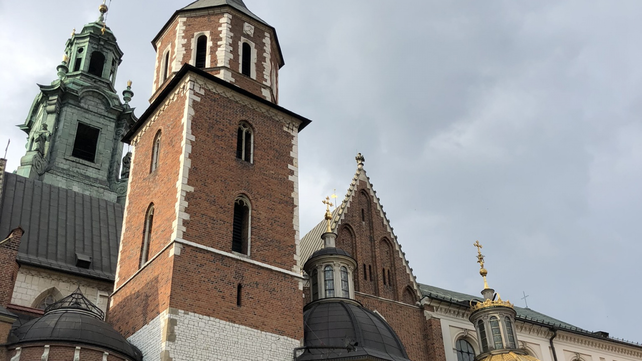 Обои Вавельский Кафедральный Собор, Королевский замок на Вавеле, основной рынок, собор, архитектура в разрешении 1280x720