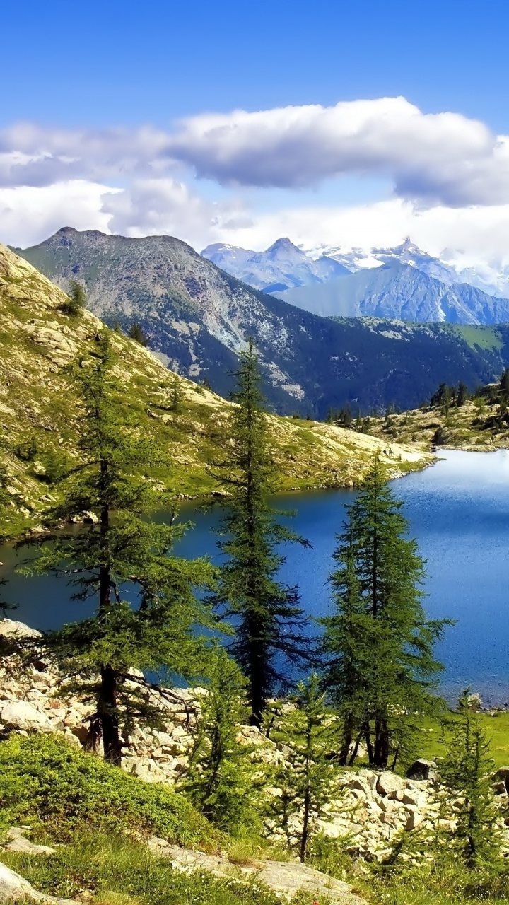 Обои гора, озеро, горный рельеф, каровое озеро, природа в разрешении 720x1280