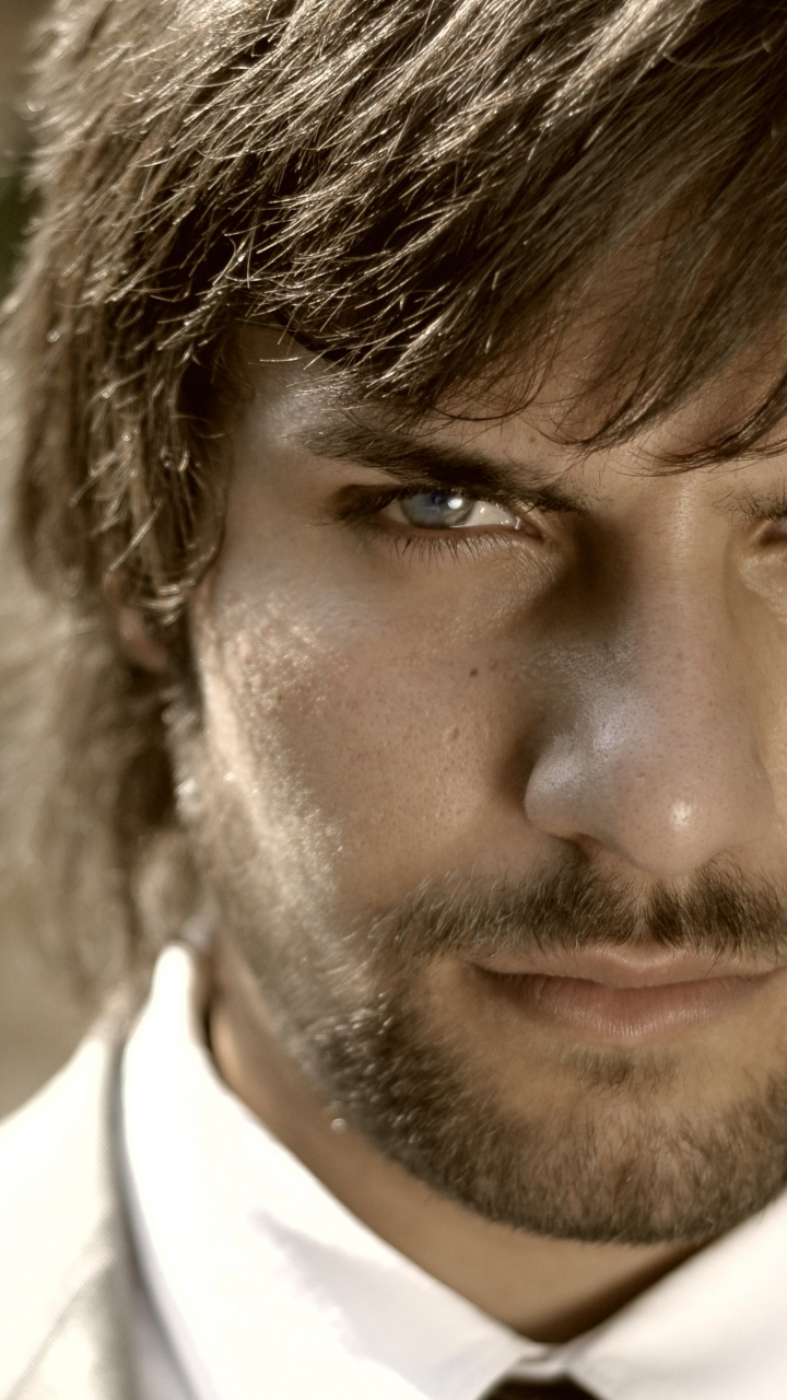 Обои борода, прическа, волосы, волосы на лице, усы в разрешении 720x1280