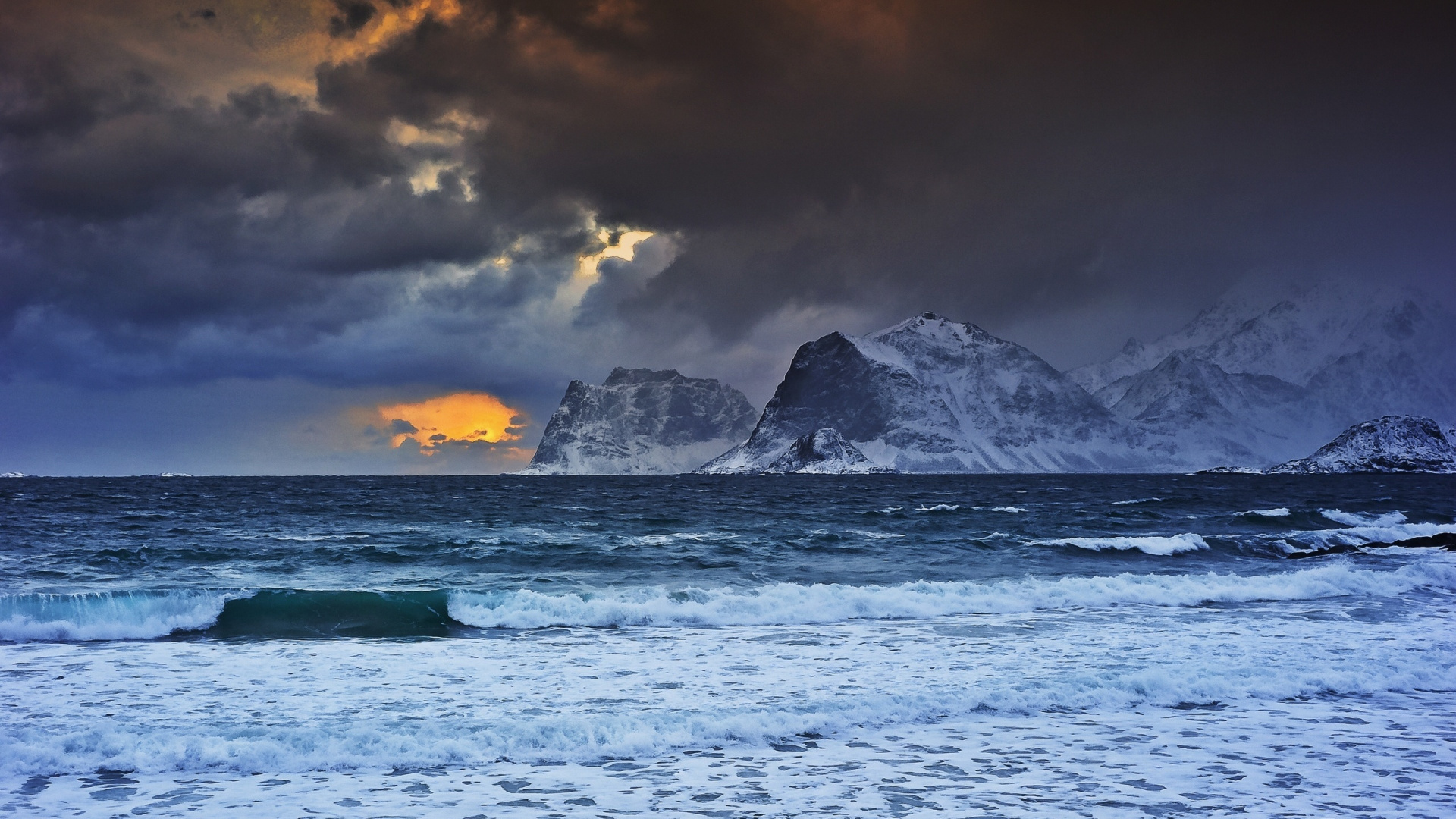 Обои море, Северный Ледовитый океан, ветровая волна, пляж, океан в разрешении 1920x1080