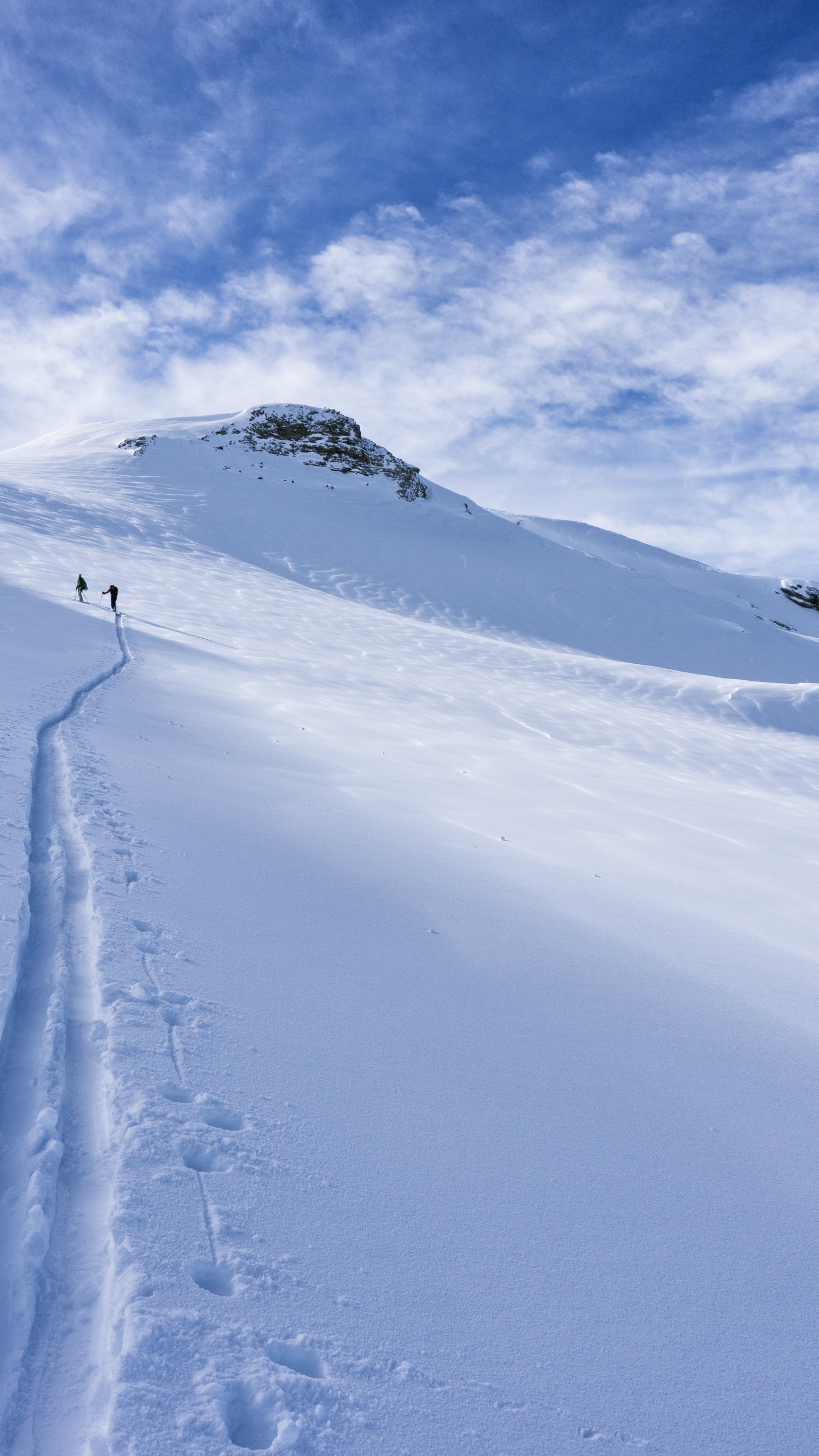 Обои склон, альпинизм, ледяная форма, Альпы, нунатак в разрешении 1440x2560