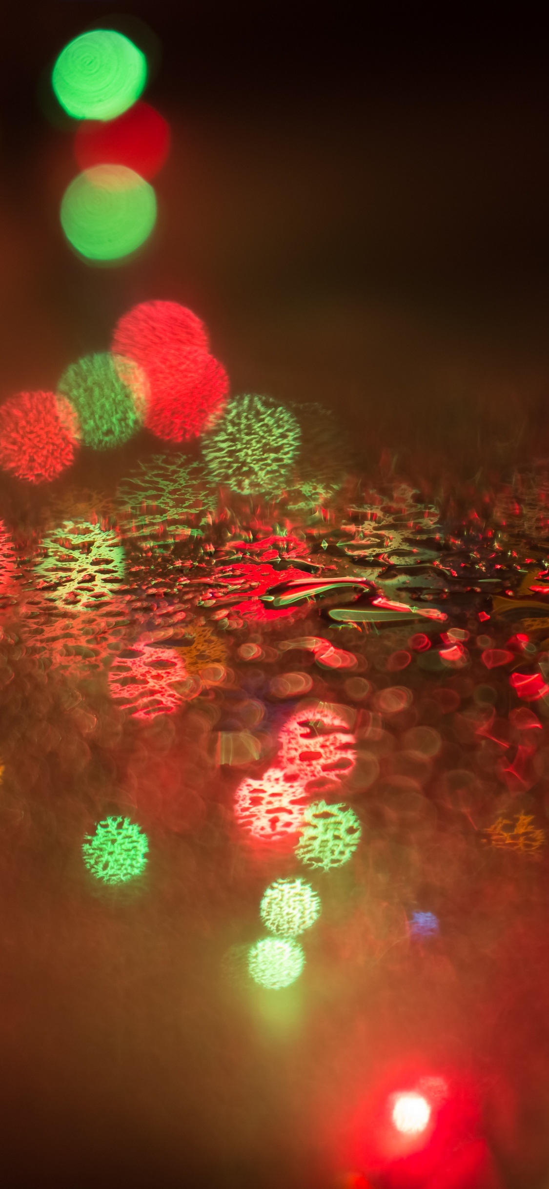 Обои свет, освещение, Рождественские огни, ночь, Рождество в разрешении 1125x2436