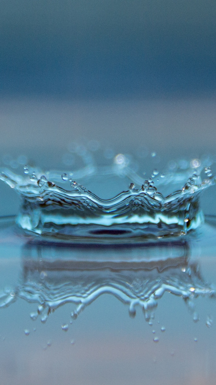 Обои вода, синий, жидкий, падение, гидроресурсы в разрешении 750x1334