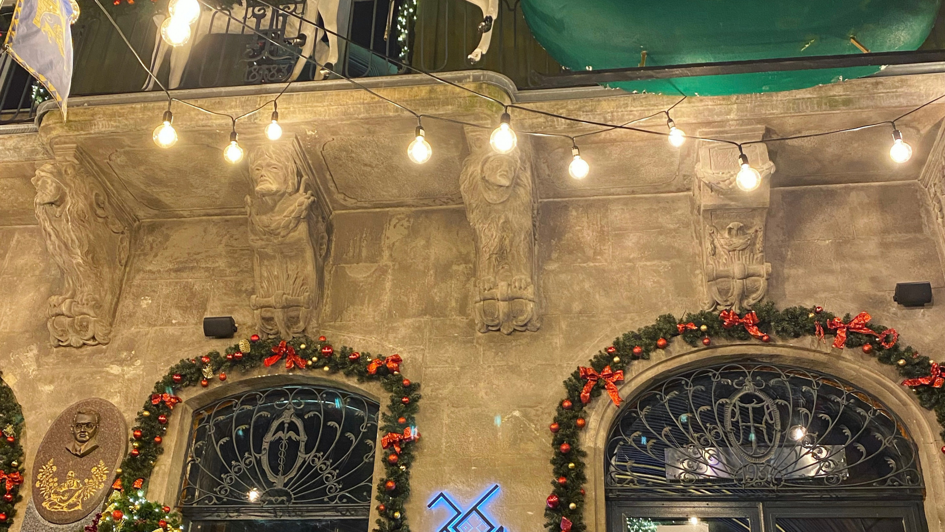 Обои освещение, Рождество, праздник, Рождественские украшения, дизайн интерьера в разрешении 1920x1080