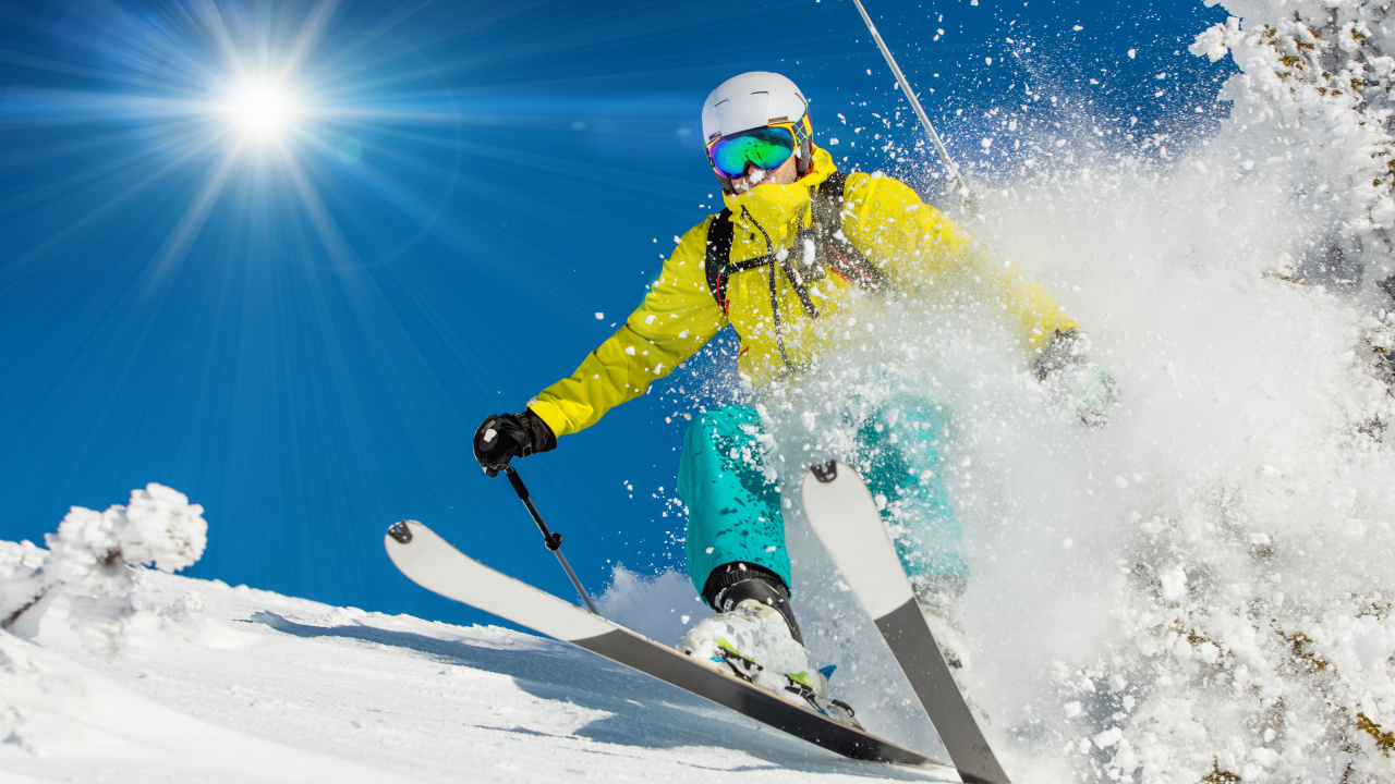 Обои лыжи, снег, горные лыжи, лыжа, экстремальный вид спорта в разрешении 1280x720