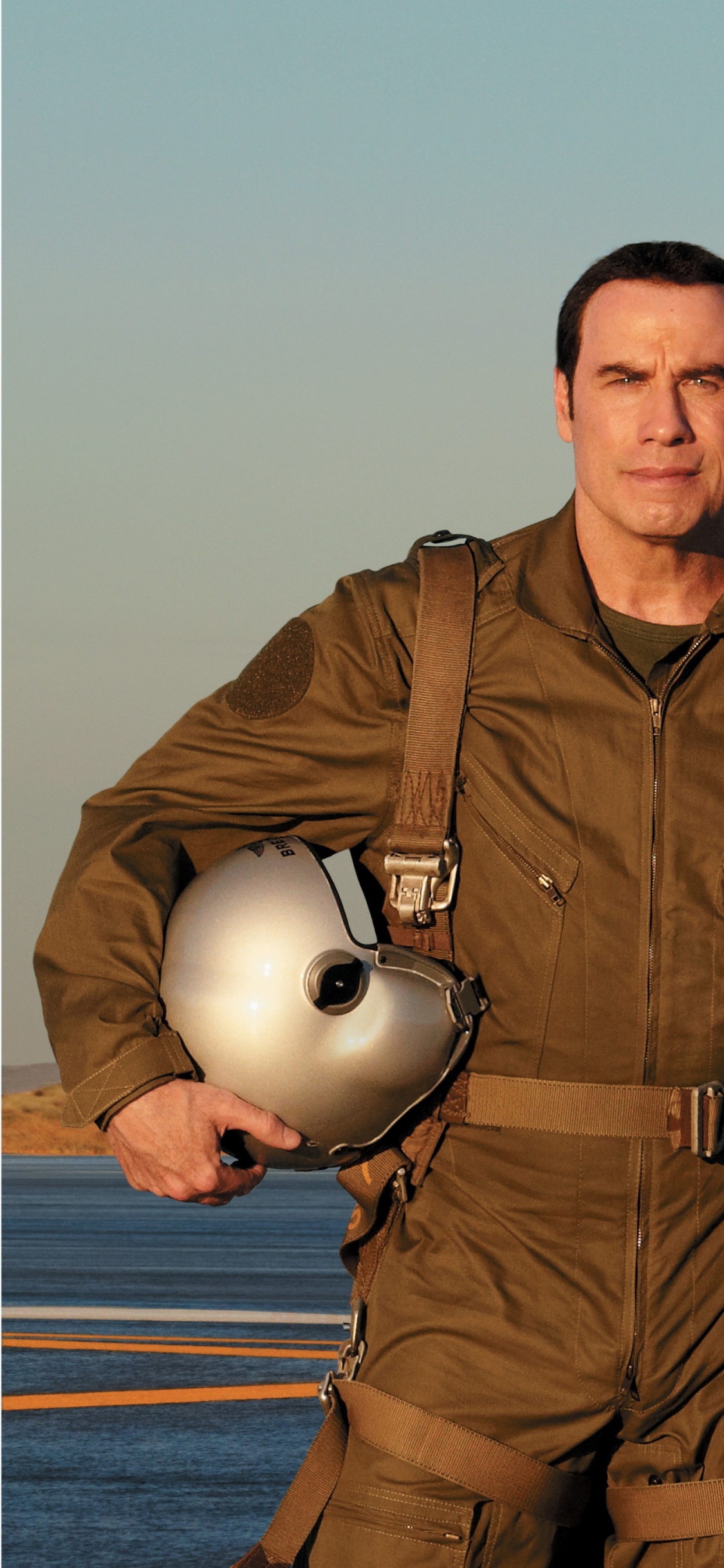 Обои Джон Траволта, авиация, воздушные силы, пропеллер, истребитель в разрешении 1125x2436