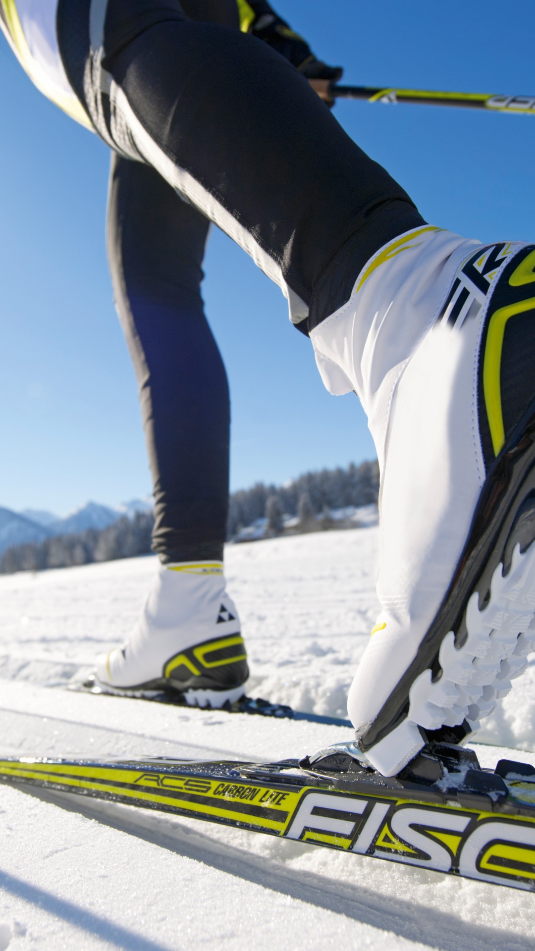 Обои беговые лыжи, лыжи, Северные лыжи, горные лыжи, занятие спортом в разрешении 1080x1920