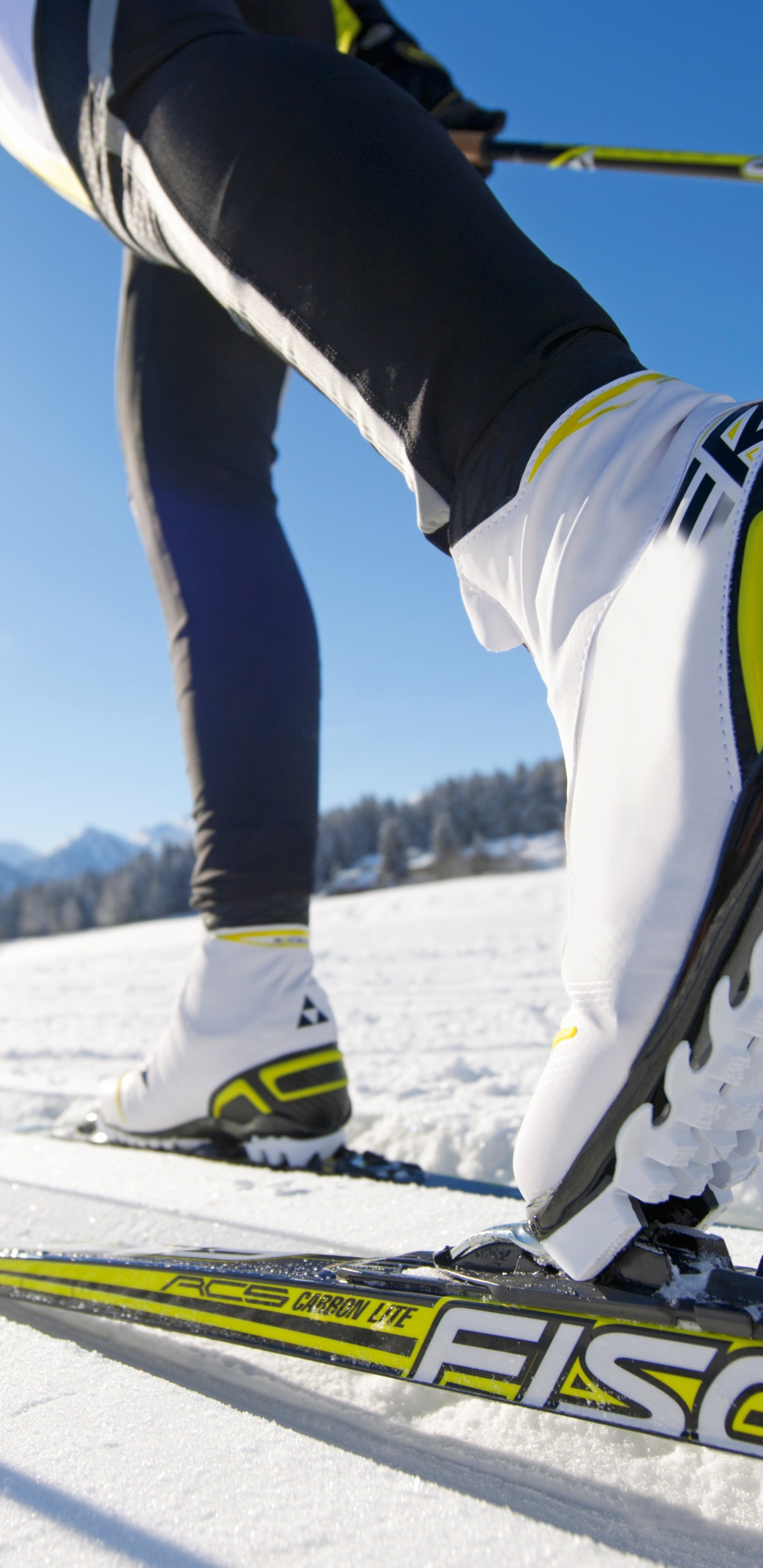 Обои беговые лыжи, лыжи, Северные лыжи, горные лыжи, занятие спортом в разрешении 1440x2960