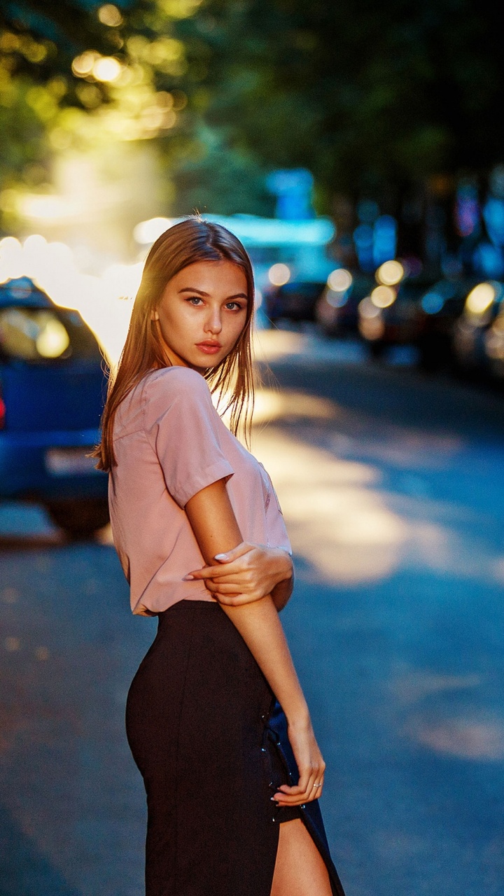 Обои модель, свет, снимок, уличная мода, красота в разрешении 720x1280