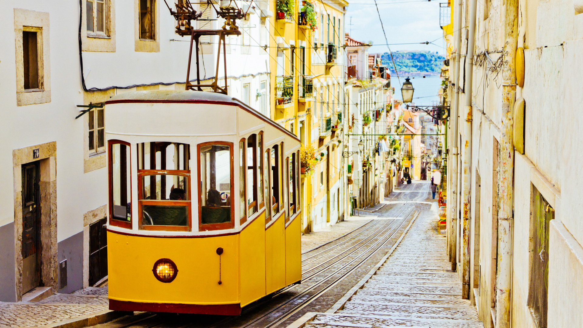 Обои транспорт, канатная дорога, желтый, городок, соседство в разрешении 1920x1080