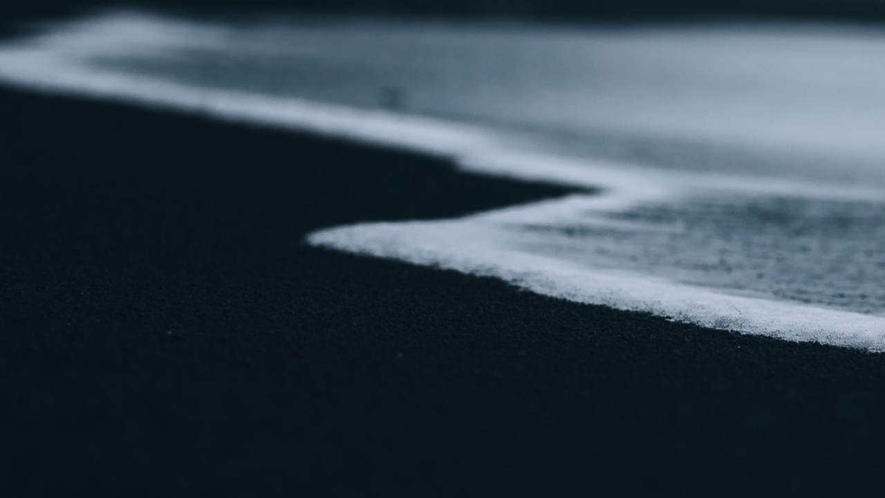 Обои отражение, земля, атмосфера земли, вода, автомобильные шины в разрешении 1280x720