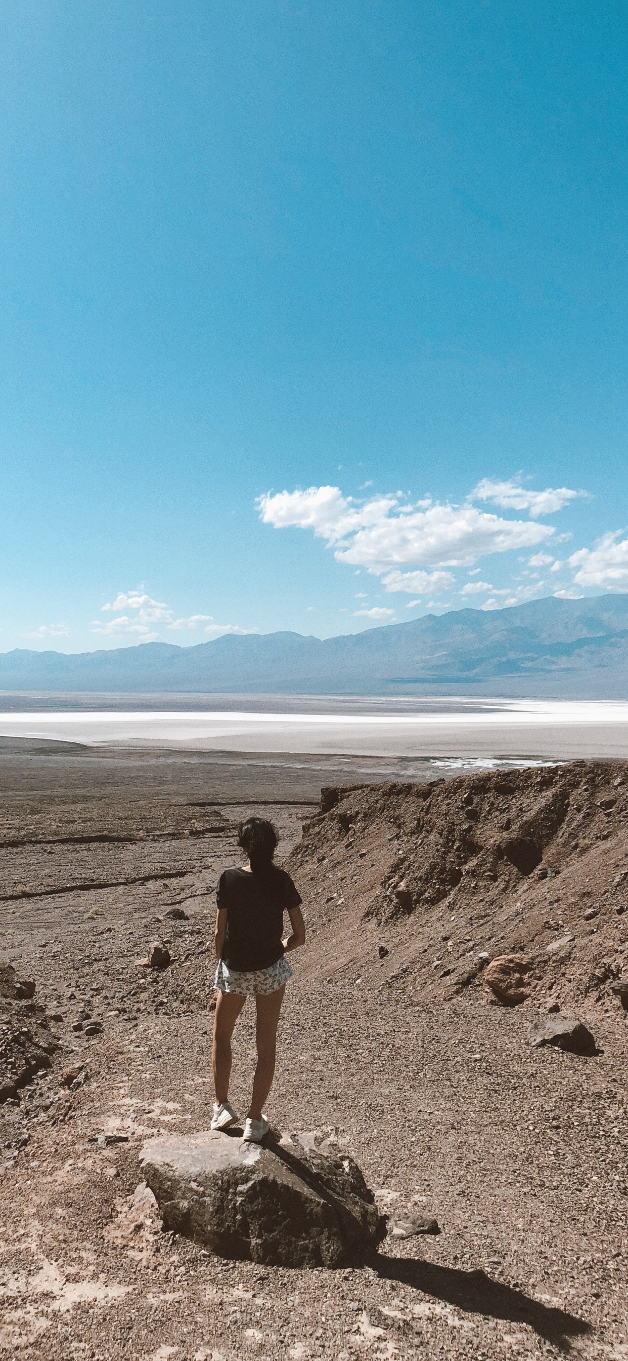 Обои десерт, почва, песок, бесплодные земли, эолийские рельефы в разрешении 1242x2688