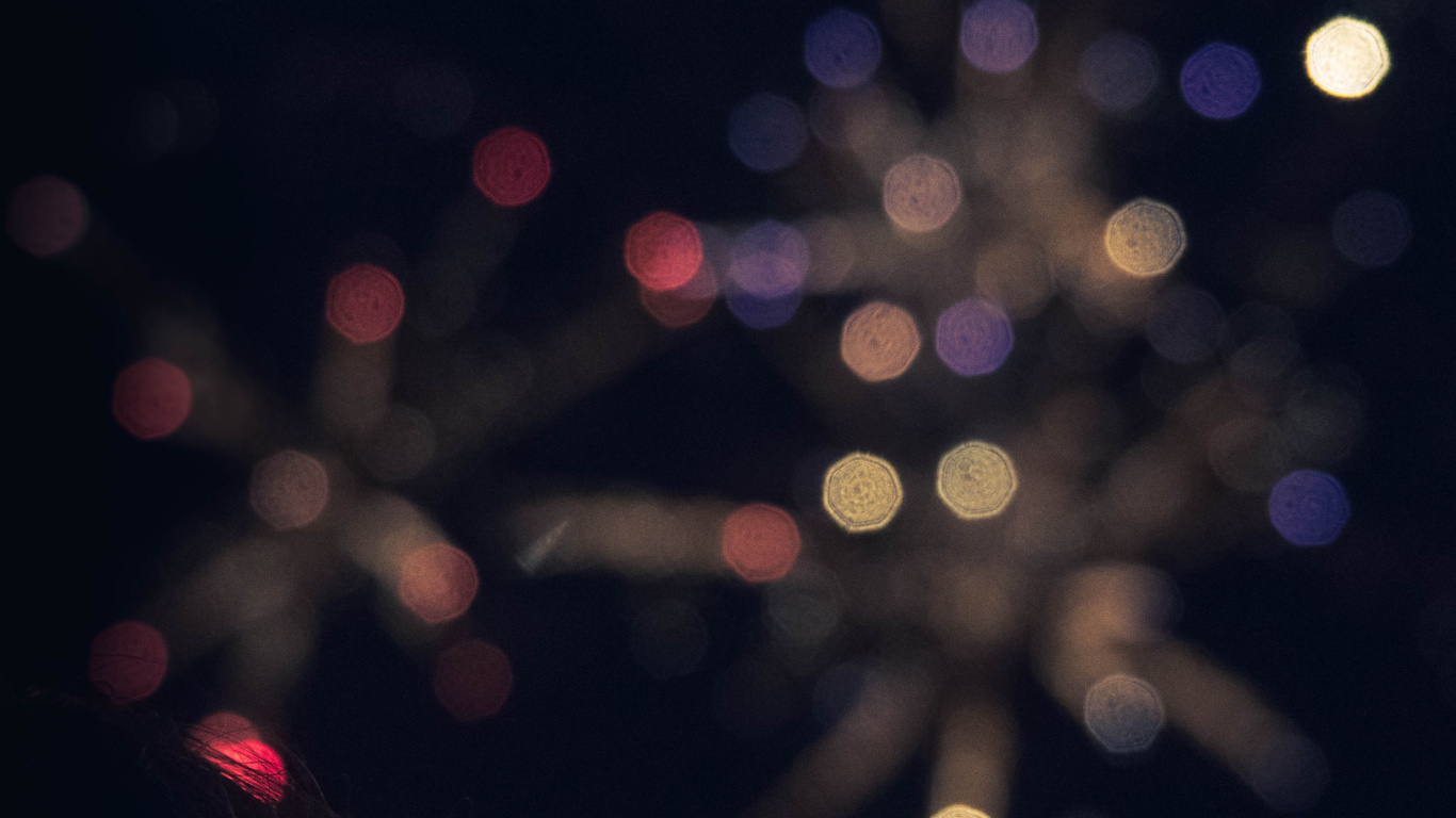 Обои свет, освещение, ночь, темнота, размытость в разрешении 1366x768