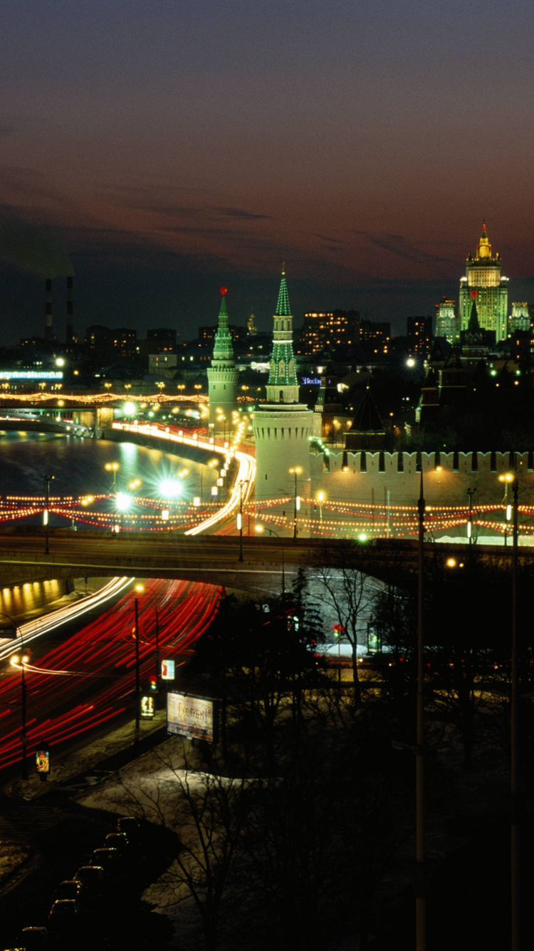 Обои ночь, городской пейзаж, город, городской район, метрополия в разрешении 750x1334