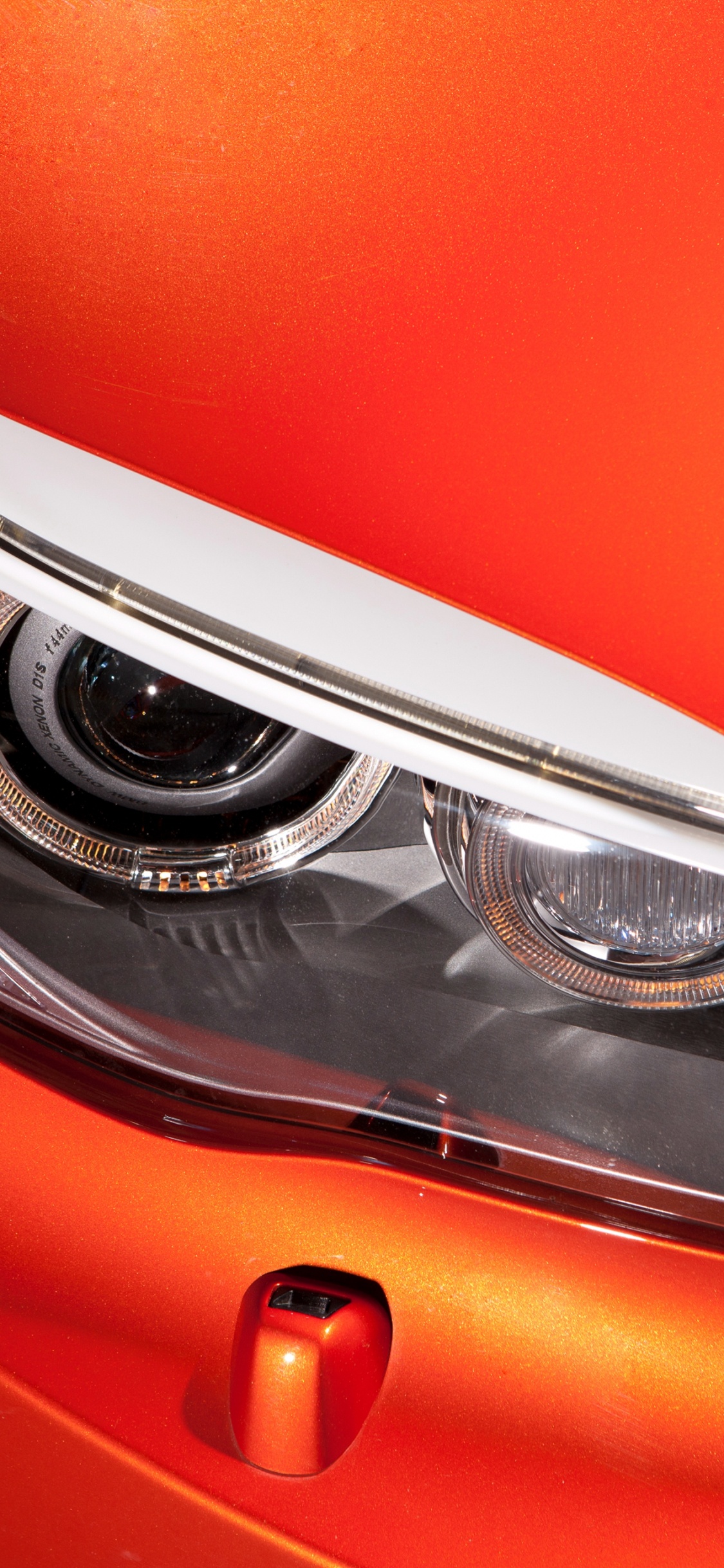 Обои фара, авто, спорткар, автомобильное освещение, свет в разрешении 1125x2436