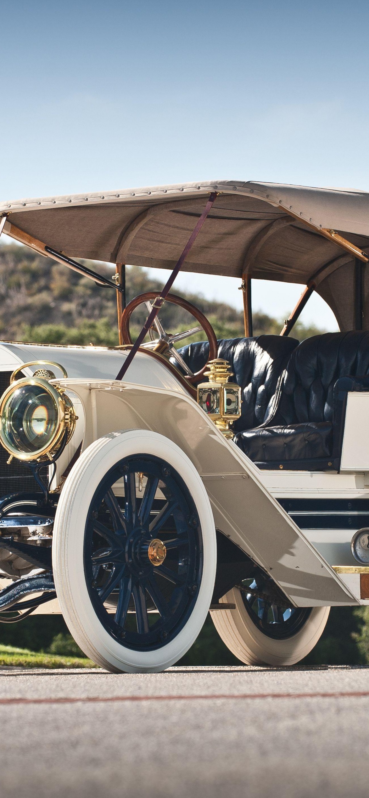 Обои авто, классический автомобиль, спорткар, старинная машина, старинный автомобиль в разрешении 1242x2688