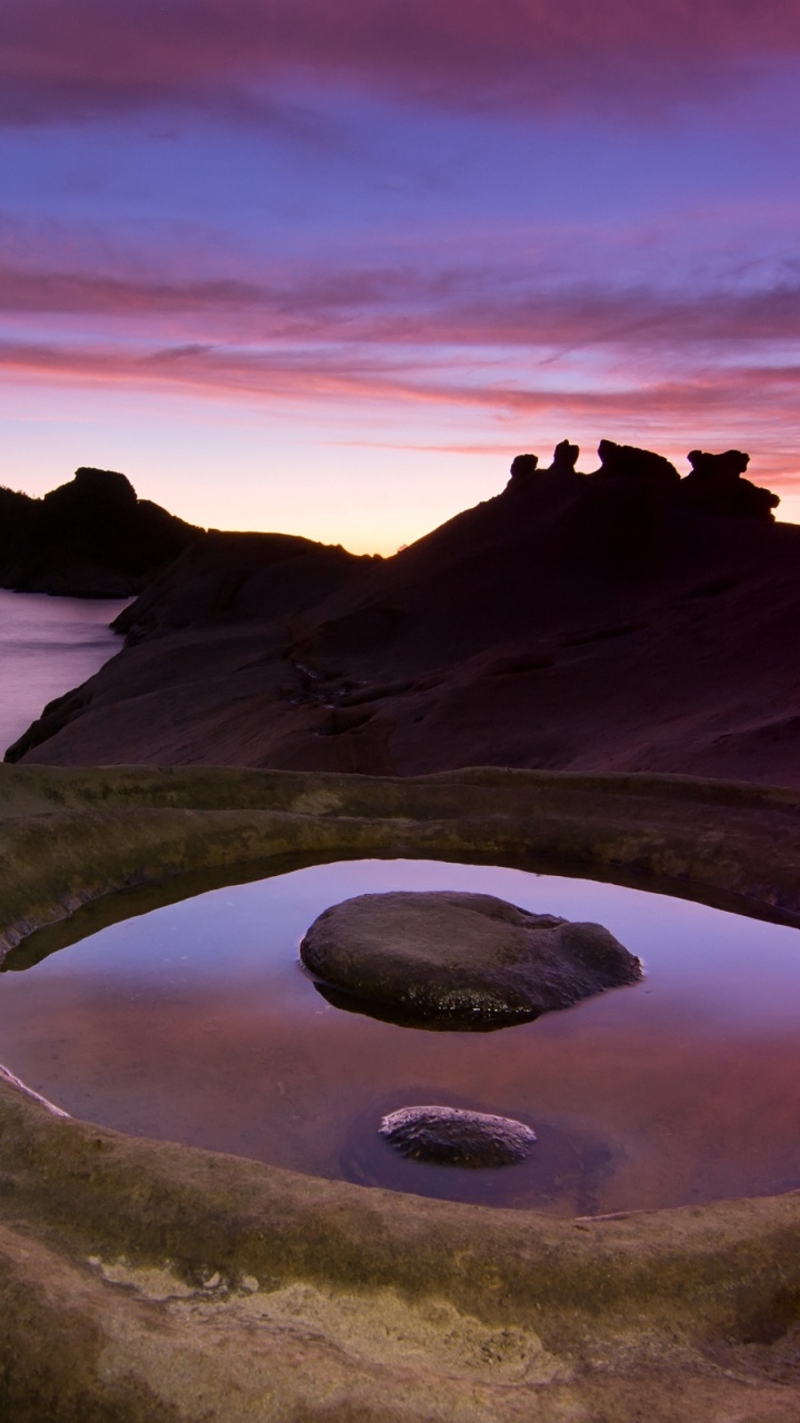 Обои природа, море, закат, рок, горизонт в разрешении 720x1280