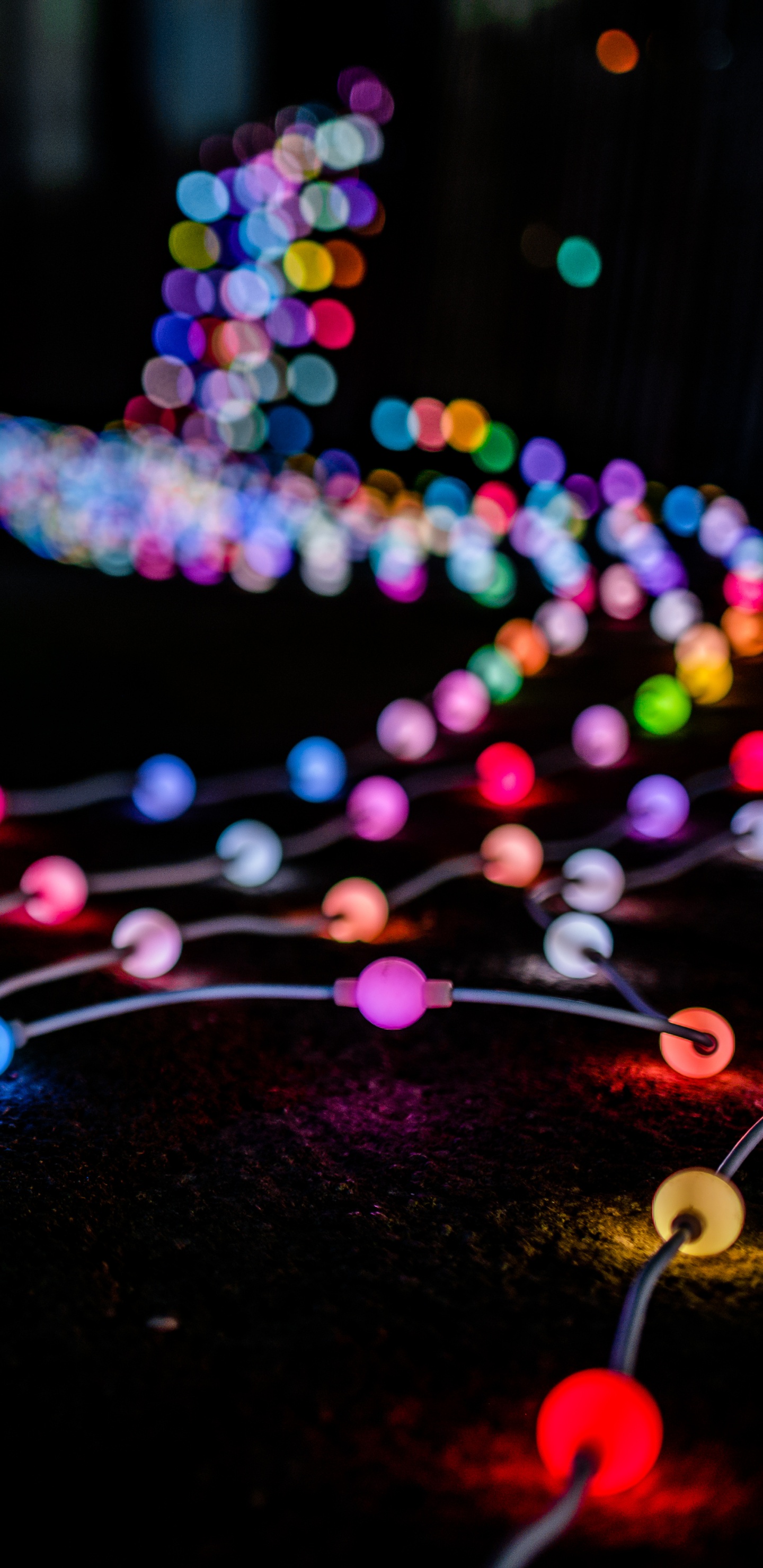 Обои вода, свет, освещение, ночь, темнота в разрешении 1440x2960