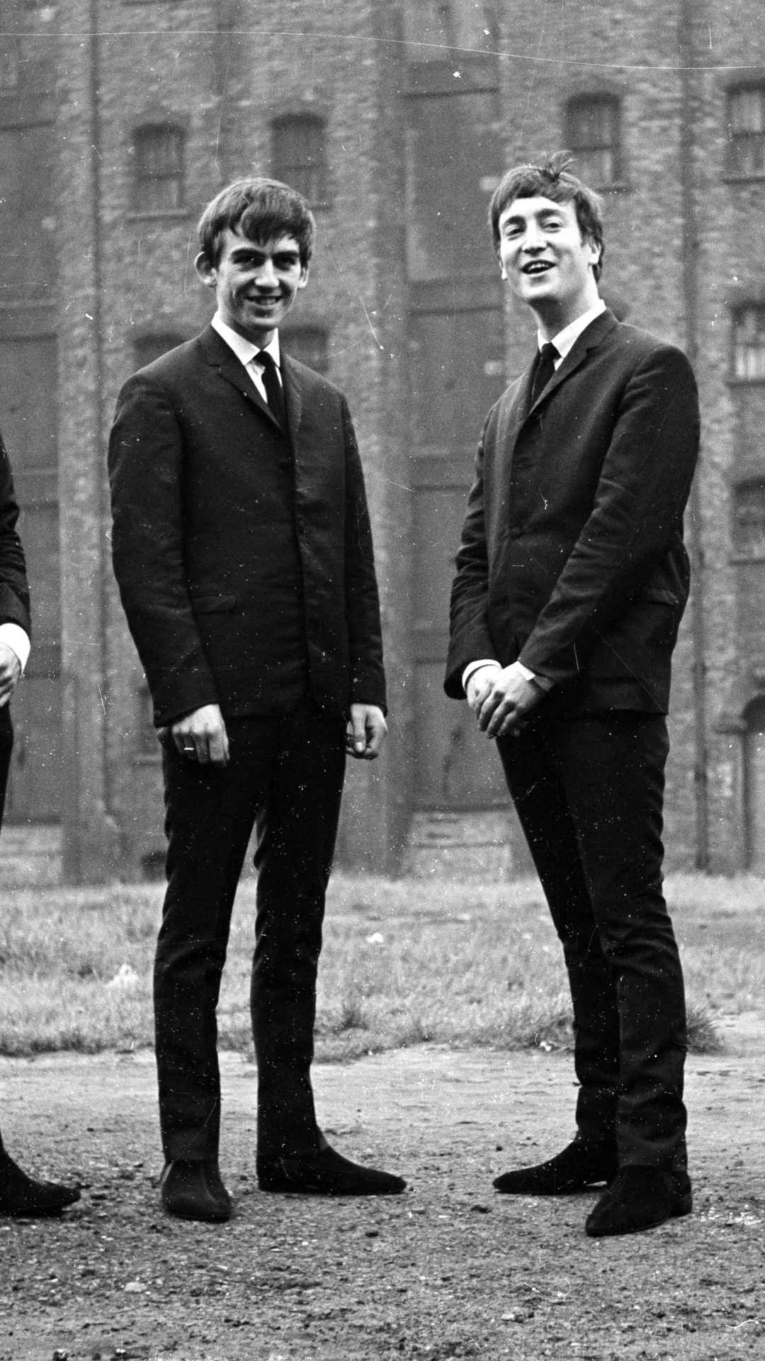 Обои The Beatles, стояние, фильм, мужчина, Соединённые Штаты Америки в разрешении 1080x1920