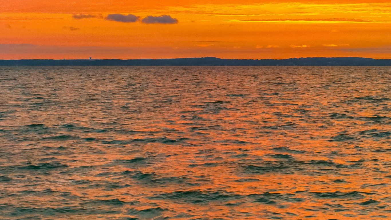 Обои горизонт, андроид, смартфон, облако, вода в разрешении 1366x768