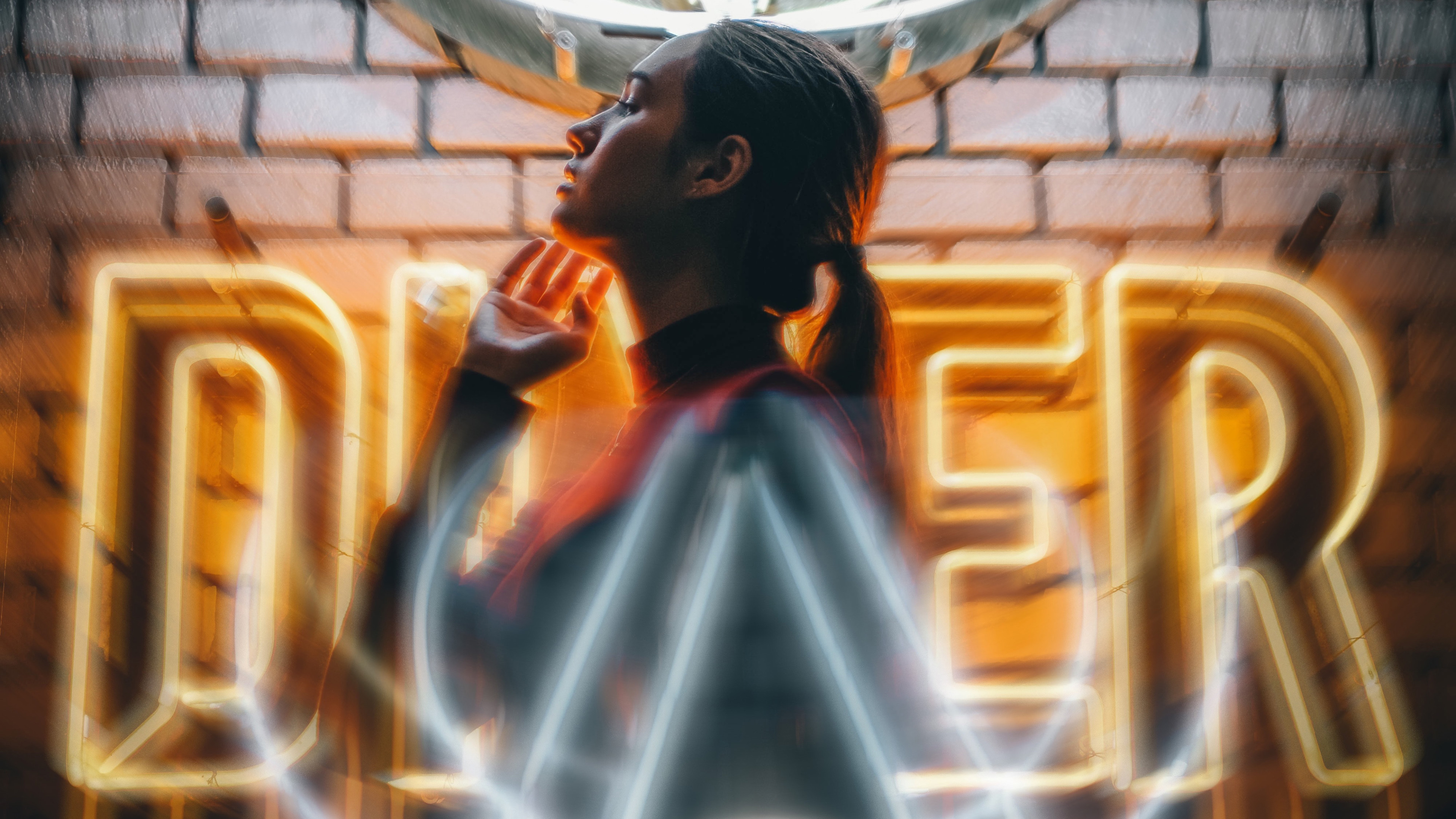 Обои одежда, человек, Апельсин, линия, прохлада в разрешении 3840x2160