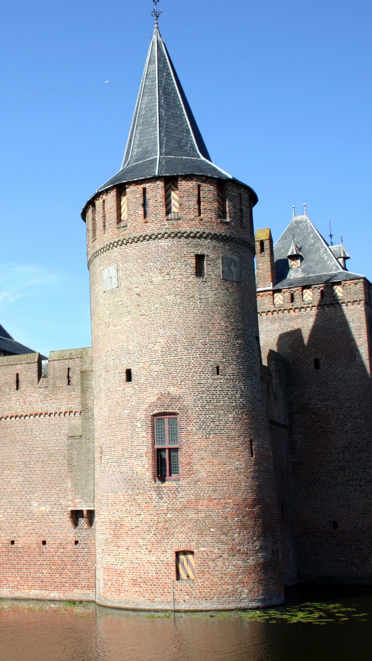 Обои Замок Лидс, ров, замок, водный замок, ориентир в разрешении 750x1334