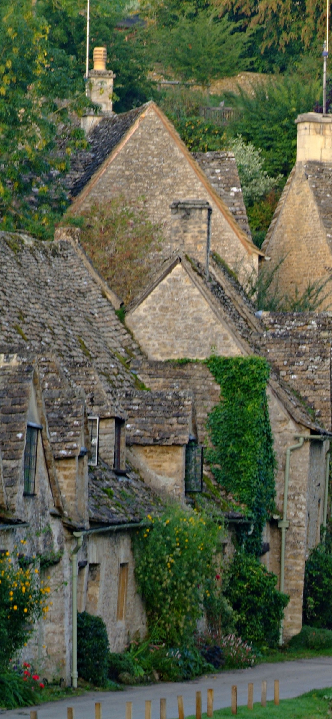 Обои Лондон, бибери, деревня, средневековая архитектура, имущество в разрешении 1125x2436