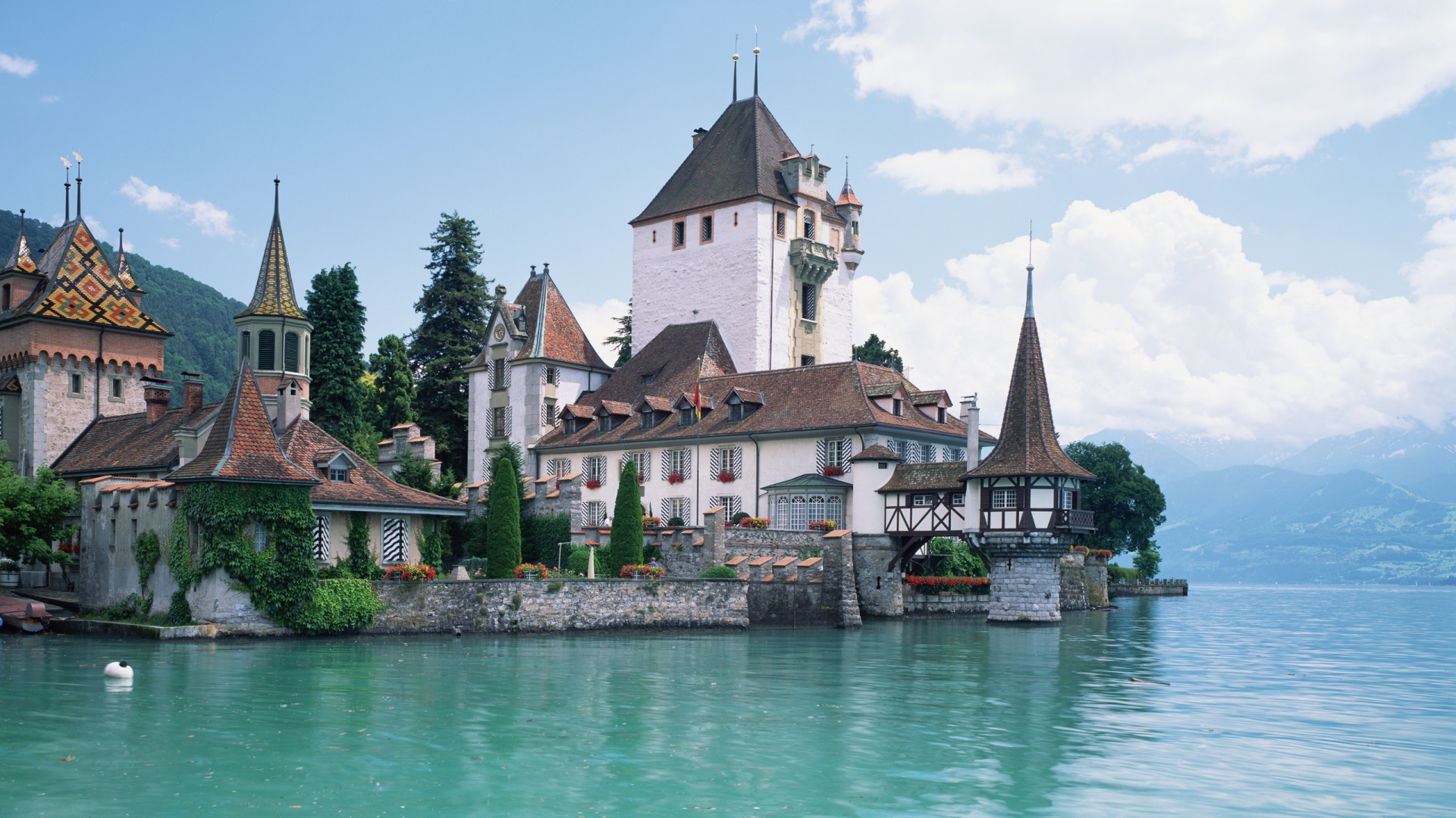 Обои Германия, водный замок, туризм, здание, озеро в разрешении 1920x1080