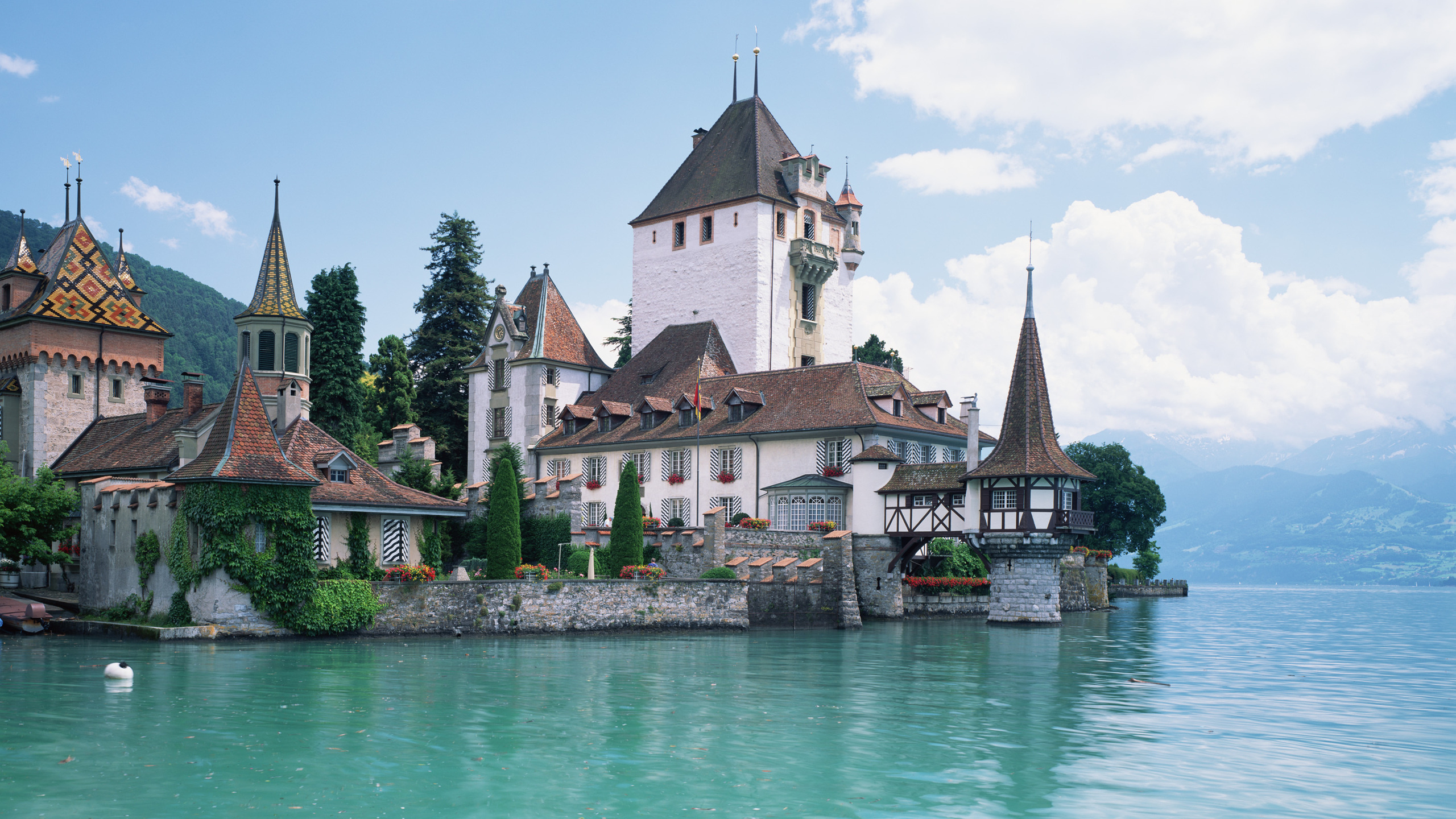 Обои Германия, водный замок, туризм, здание, озеро в разрешении 2560x1440